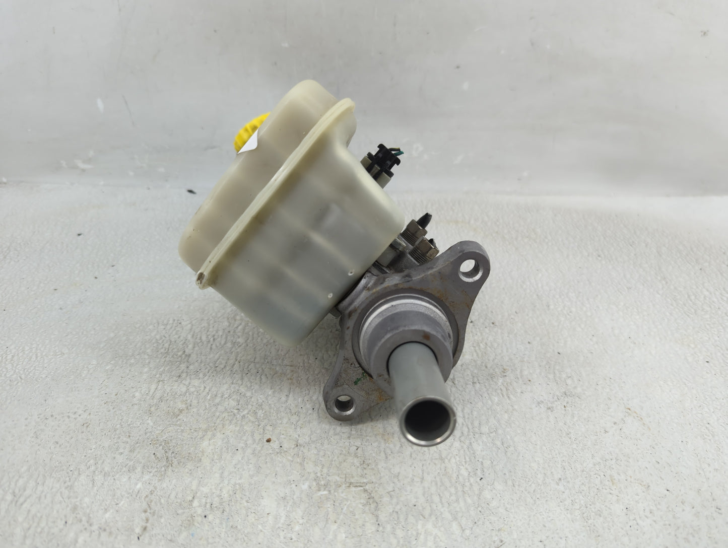 Jeep Compass Brake Master Cylinder 1278114 - Oemusedautoparts1.com