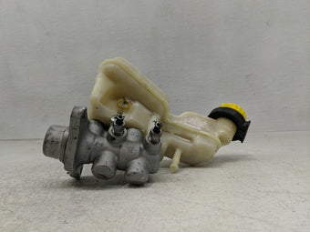 compare product Jeep Compass Brake Master Cylinder 1302494
