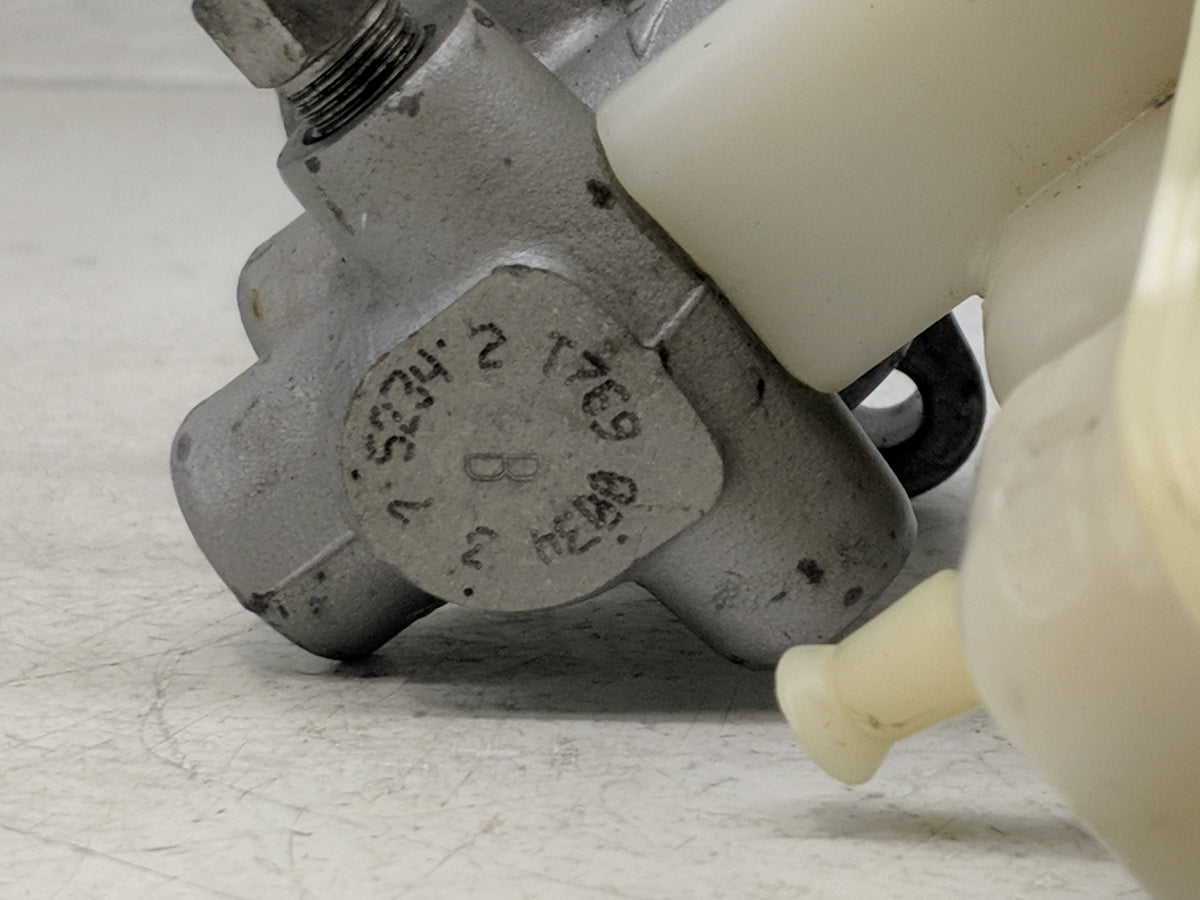 Jeep Compass Brake Master Cylinder 1302494 - Oemusedautoparts1.com