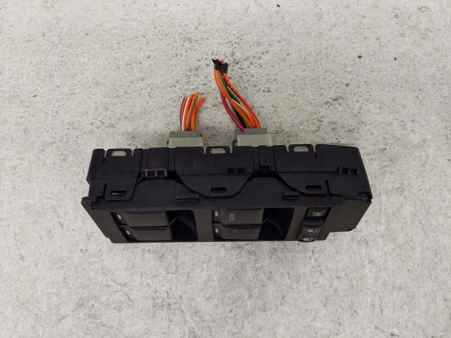 2016 Jeep Compass Master Power Window Switch Replacement Driver Side Left Fits OEM Used Auto Parts - Oemusedautoparts1.com