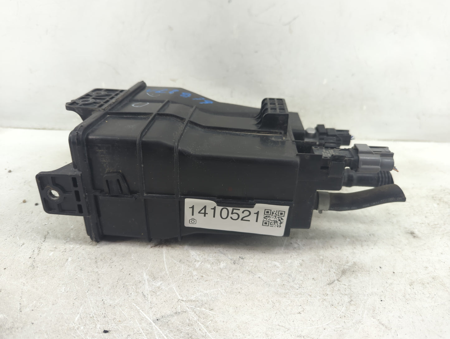 2016 Jeep Compass Fuel Vapor Charcoal Canister 1410521 - Oemusedautoparts1.com