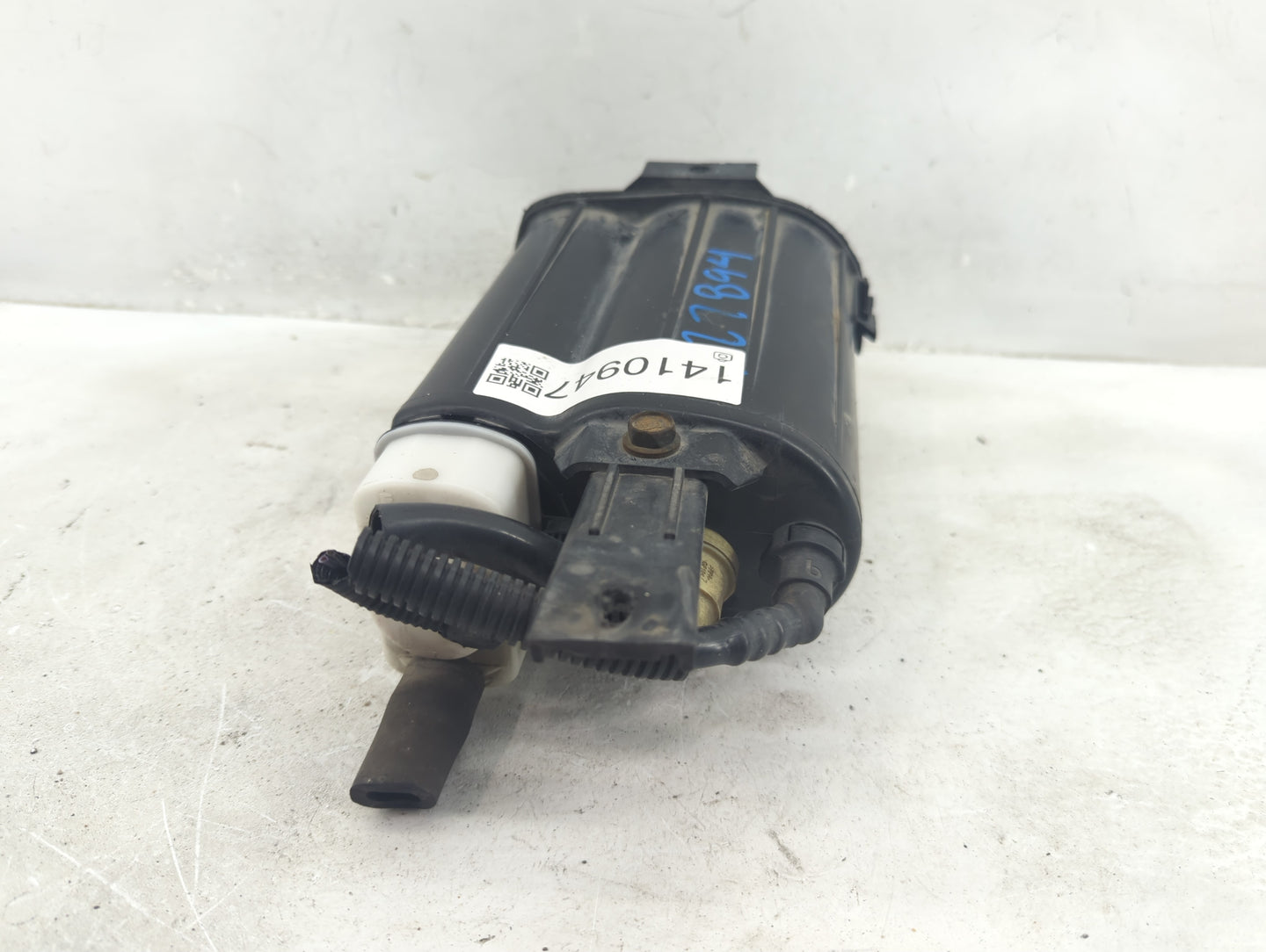 2016 Jeep Compass Fuel Vapor Charcoal Canister 1410947 - Oemusedautoparts1.com