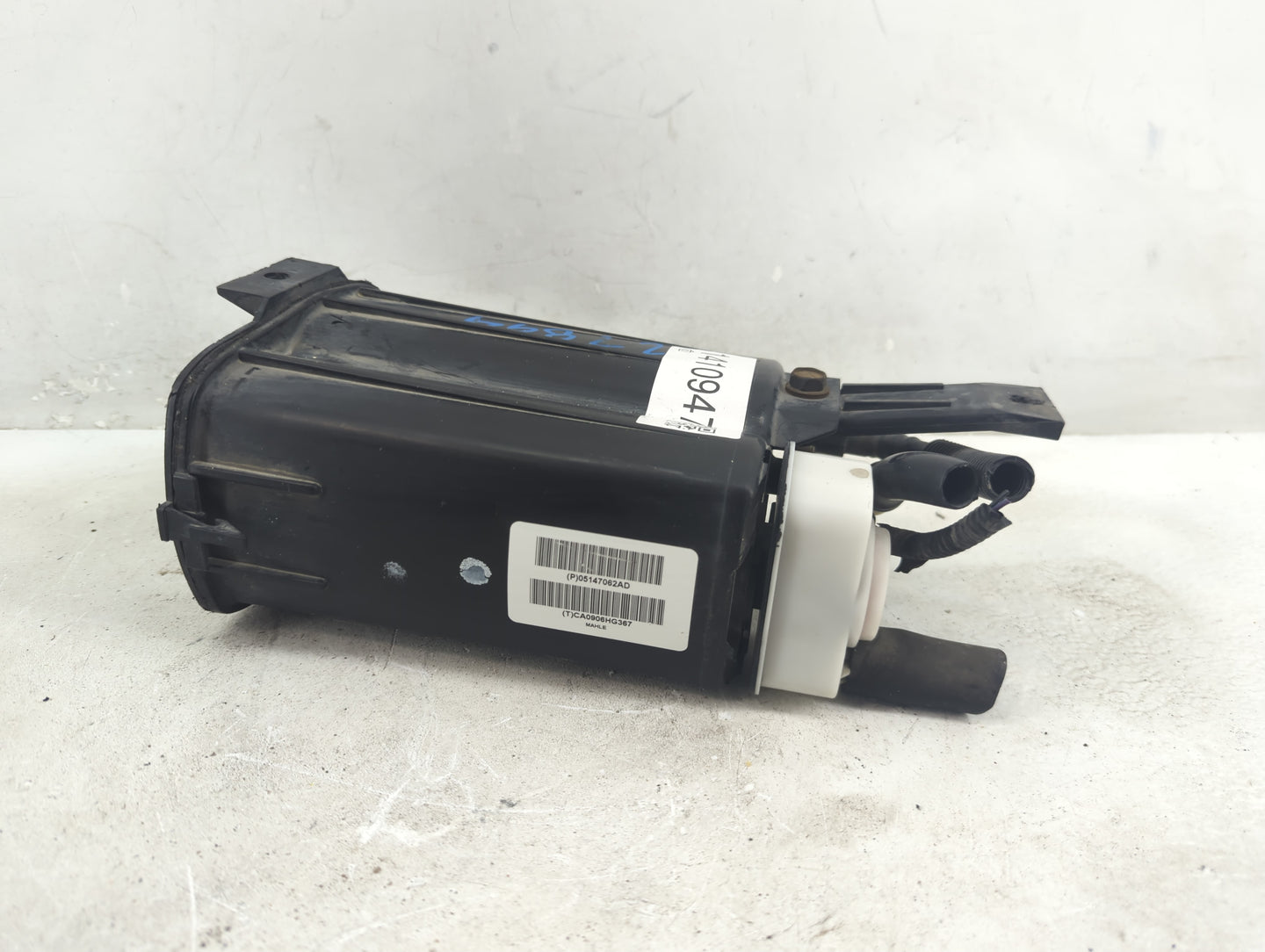 2016 Jeep Compass Fuel Vapor Charcoal Canister 1410947 - Oemusedautoparts1.com