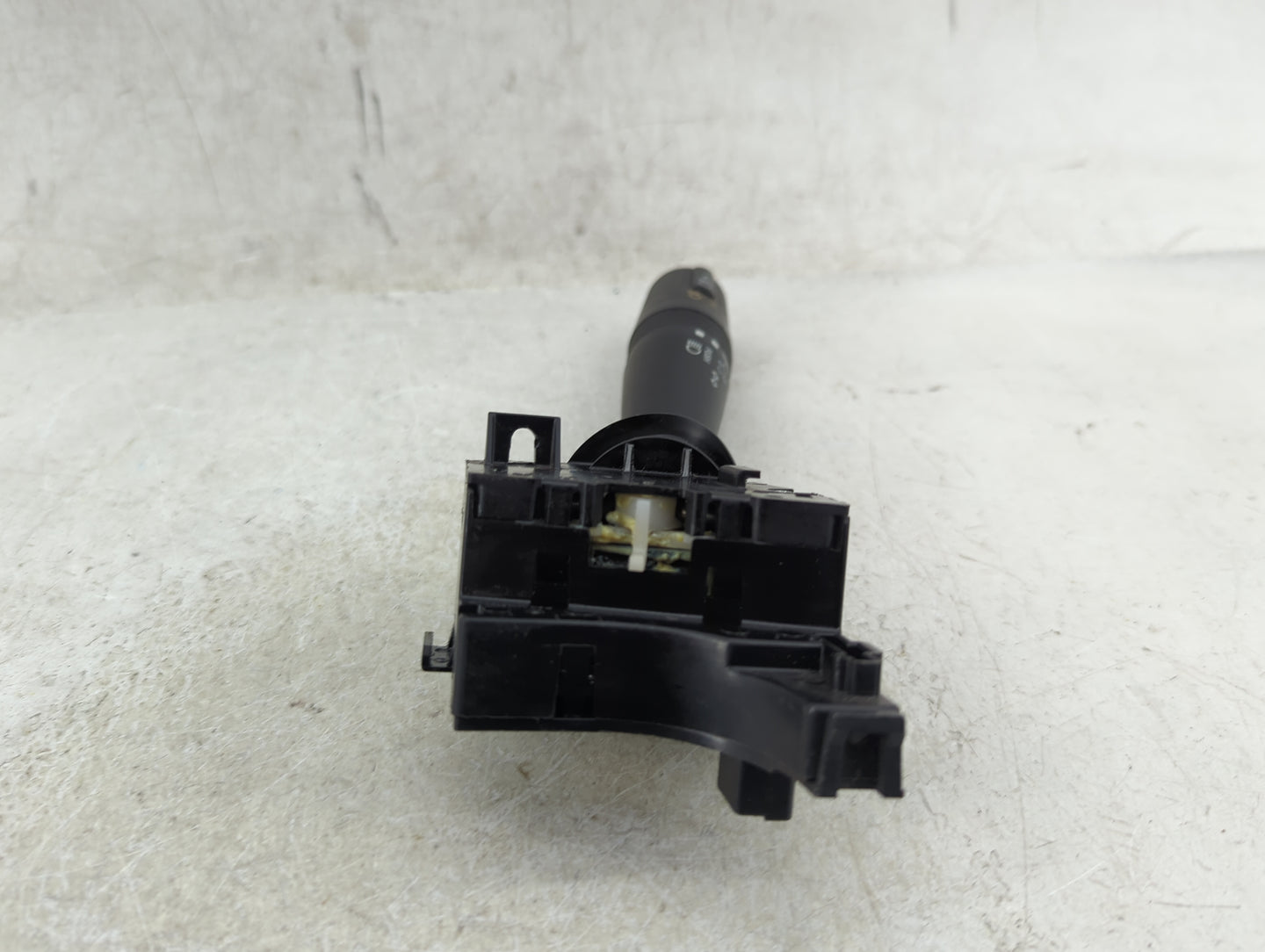 2016 Jeep Compass Headlight Head Light Switch Lamp Control 214866162 - Oemusedautoparts1.com