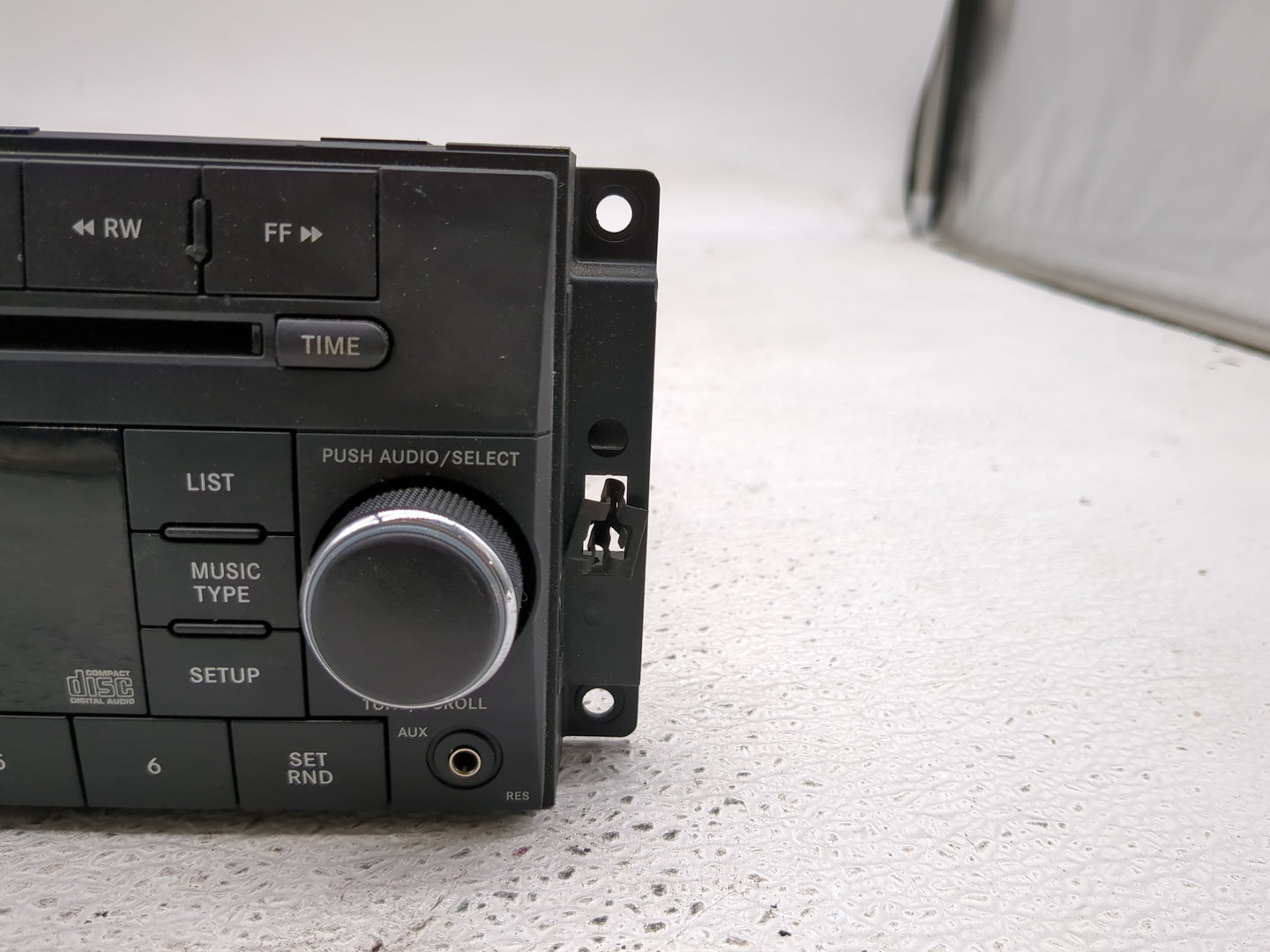 2016 Jeep Compass Radio AM FM Cd Player Receiver Replacement P/N:P05091197AE Fits Fits 2012 2013 2014 2015 2017 OEM Used Aut