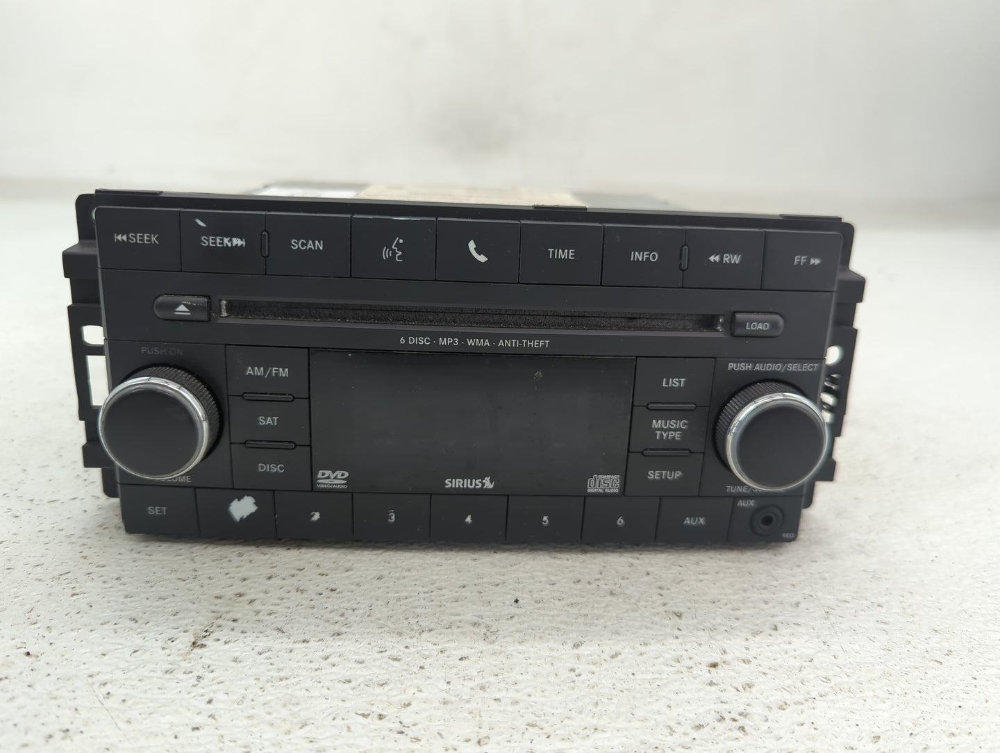 2016 Jeep Compass Radio AM FM Cd Player Receiver Replacement P/N:05064949AJ Fits Fits 2013 2014 2015 2017 OEM Used Auto Part