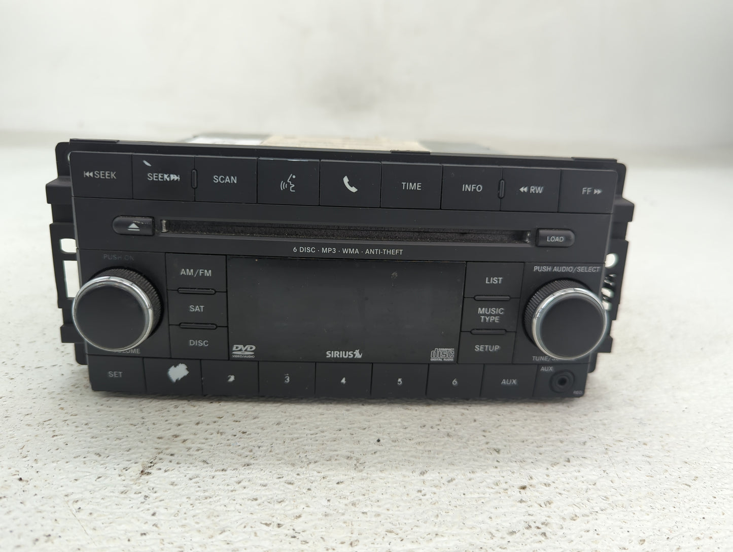 2016 Jeep Compass Radio AM FM Cd Player Receiver Replacement P/N:05064949AJ Fits Fits 2013 2014 2015 2017 OEM Used Auto Part