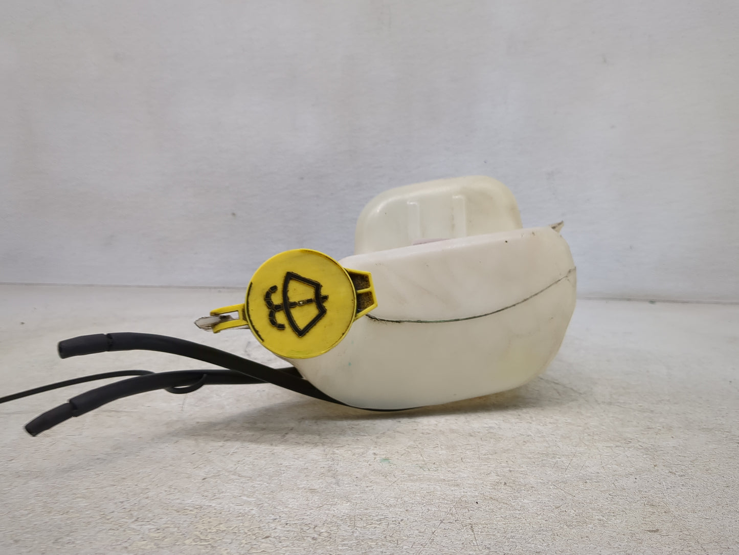 Jeep Compass Windshield Washer Fluid Reservoir Bottle Oem - Oemusedautoparts1.com