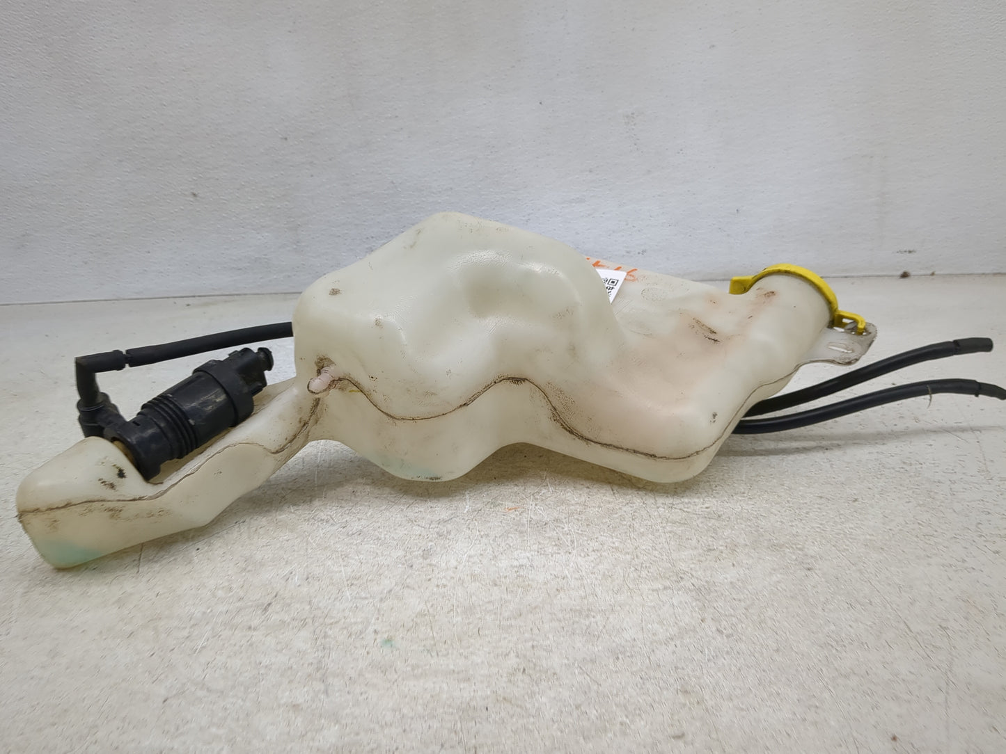 Jeep Compass Windshield Washer Fluid Reservoir Bottle Oem - Oemusedautoparts1.com