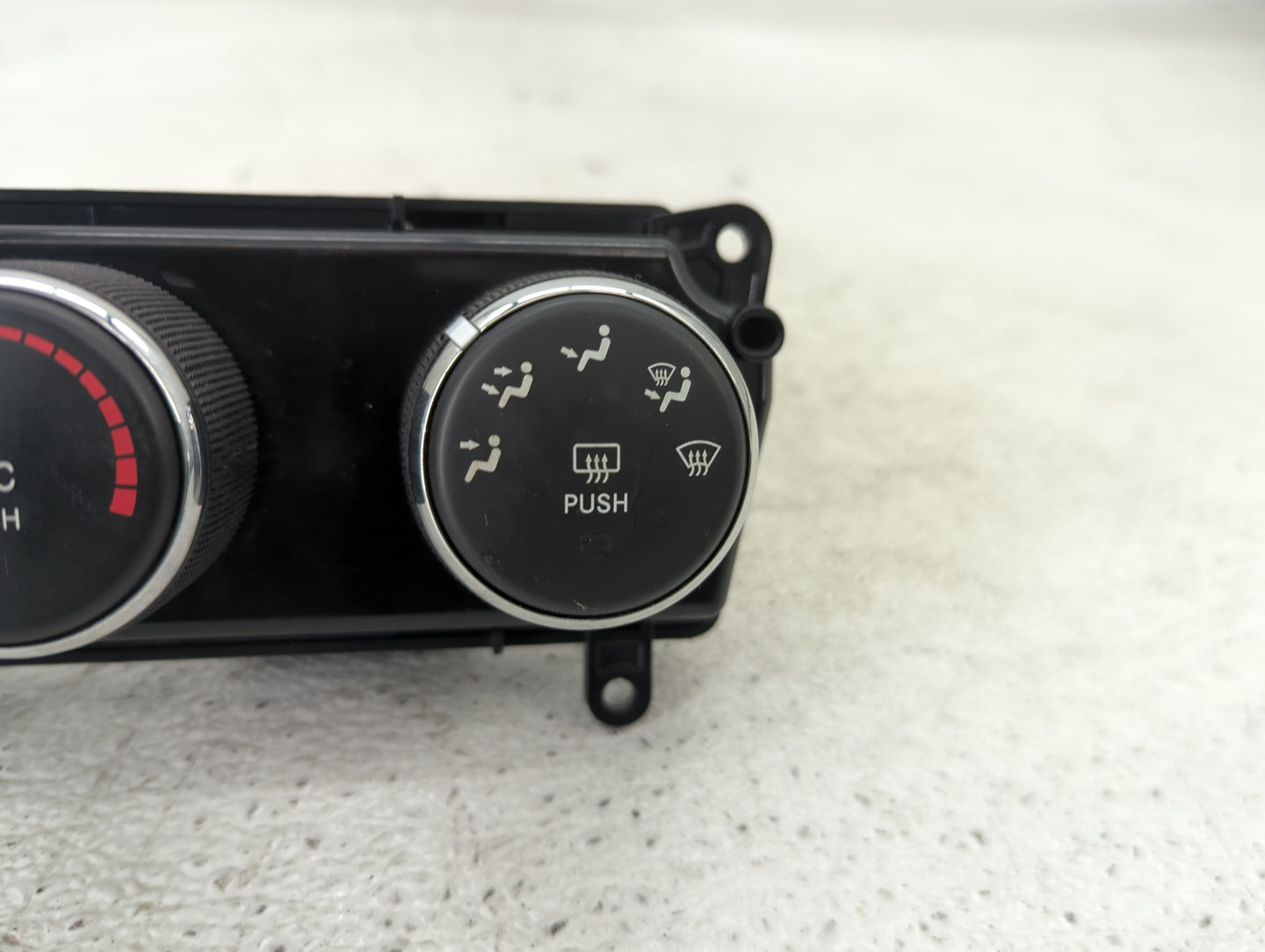 2016 Jeep Compass Climate Control Module Temperature AC/Heater Replacement P/N:P55111278AF Fits Fits 2011 2012 2013 2014 201