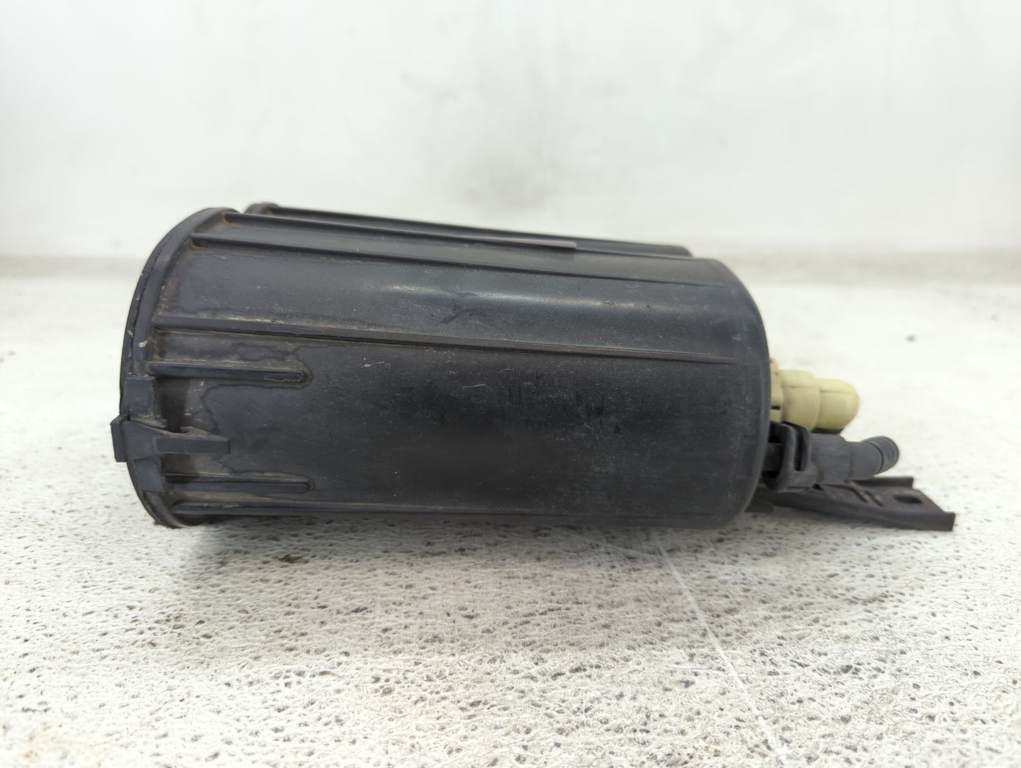 2016 Jeep Compass Fuel Vapor Charcoal Canister 1432324 - Oemusedautoparts1.com
