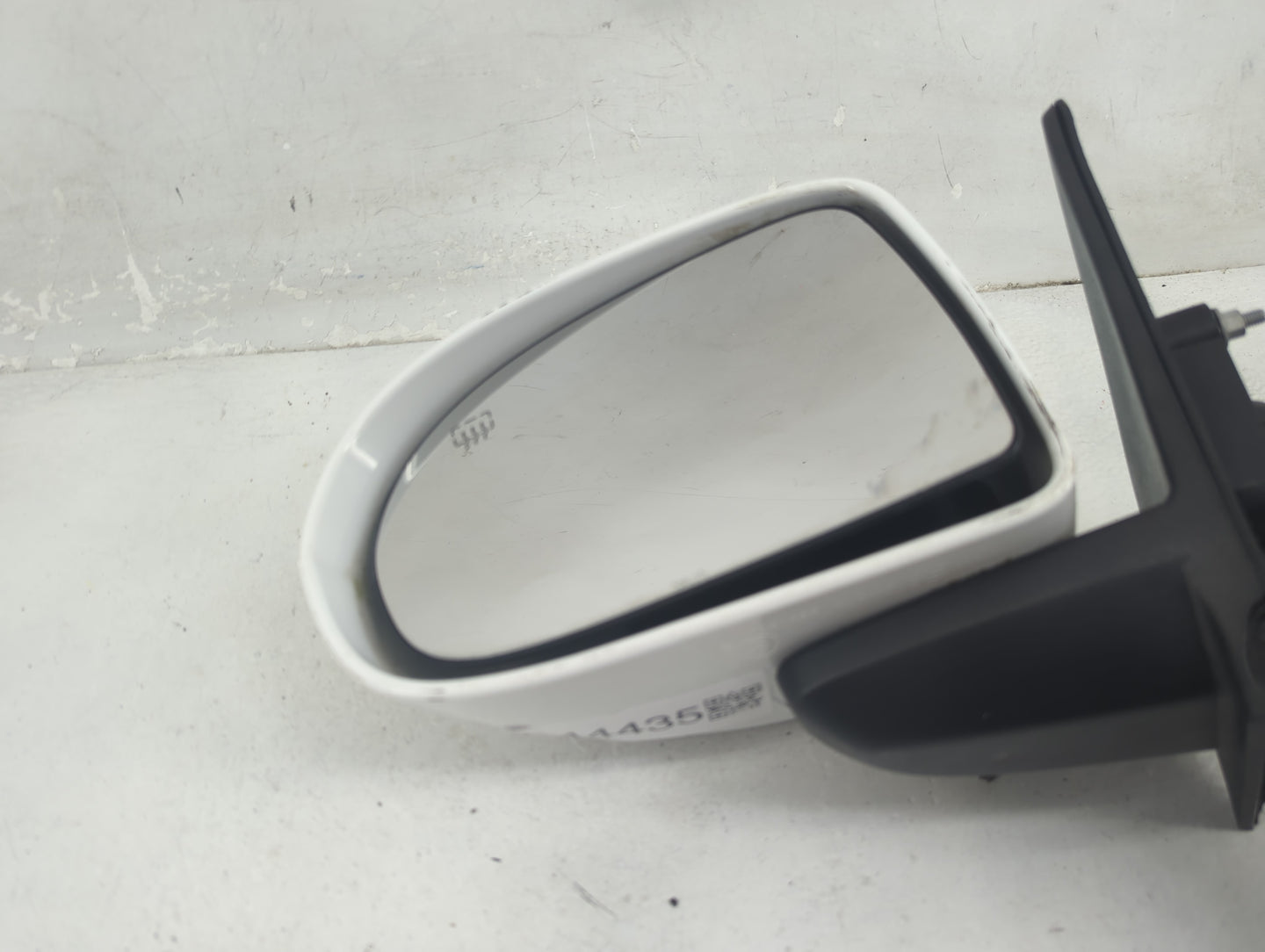 2016 Jeep Compass Driver Side View Mirror - Left Door Mirror OEM Used - Oemusedautoparts1.com
