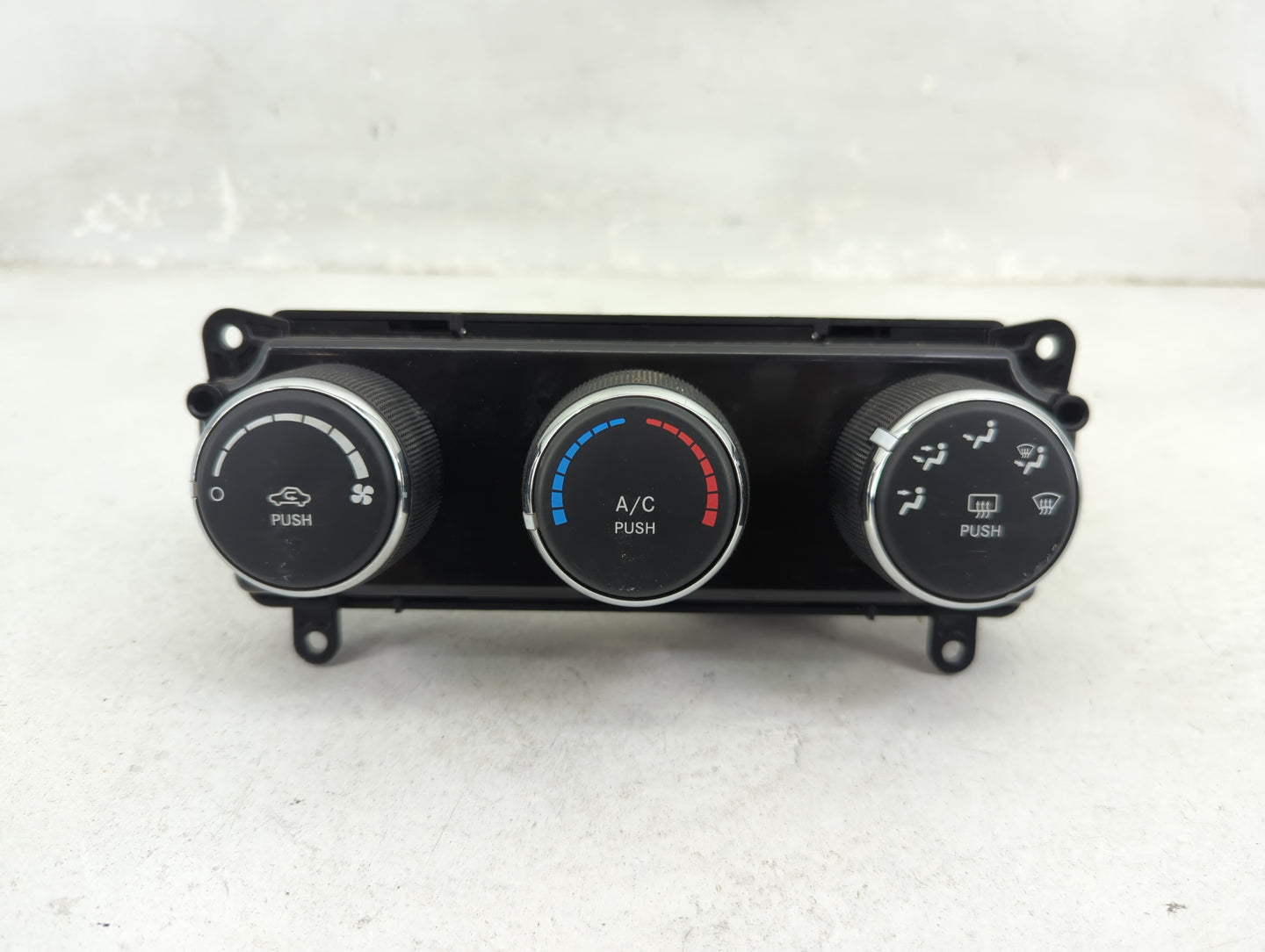 2016 Jeep Compass Climate Control Module Temperature AC/Heater Replacement P/N:P55111278AF Fits Fits 2011 2012 2013 2014 201