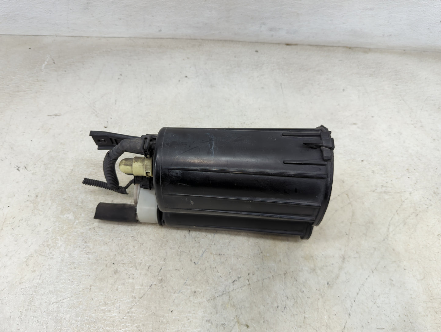 2016 Jeep Compass Fuel Vapor Charcoal Canister 1460146 - Oemusedautoparts1.com