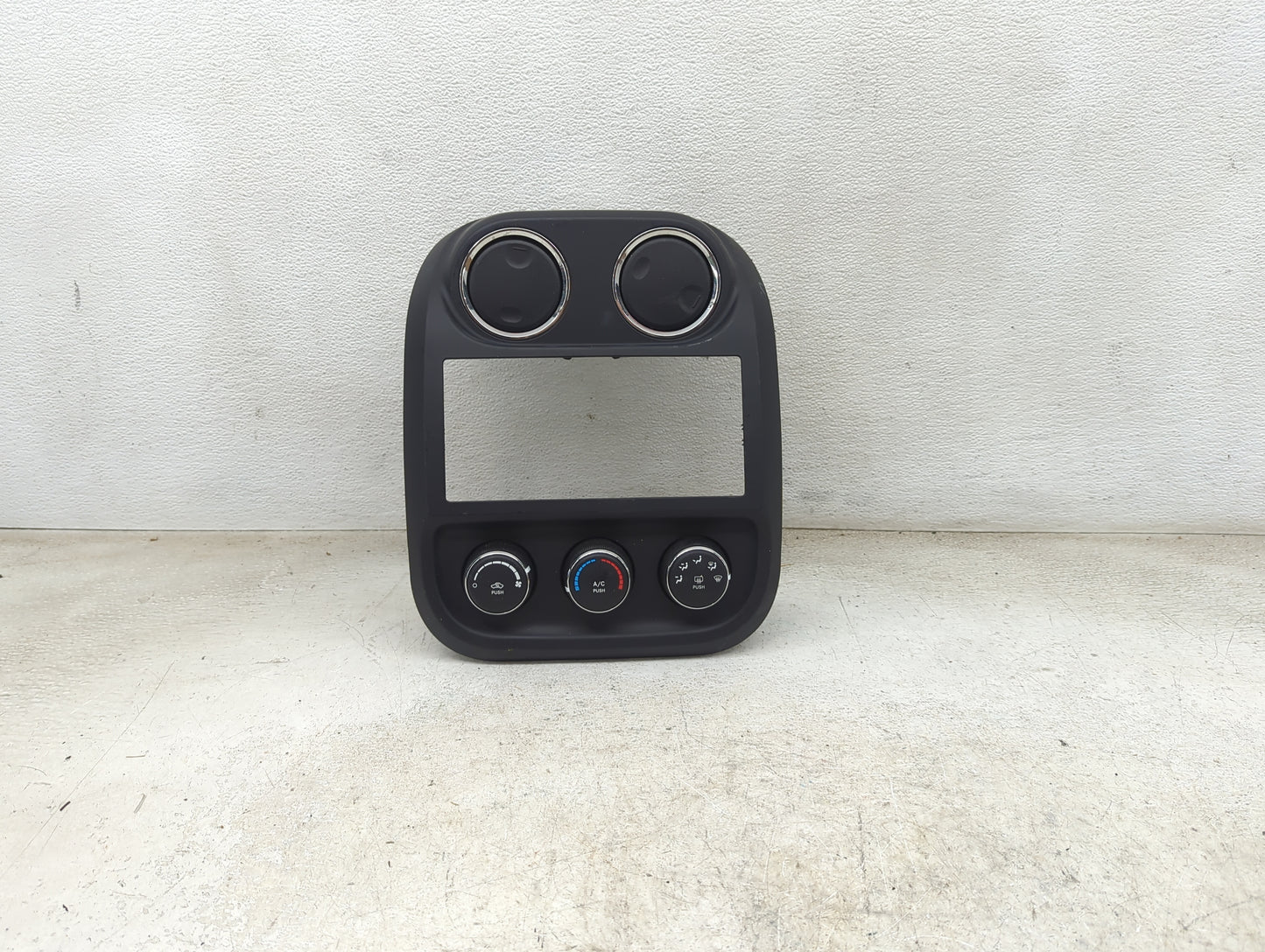 2016 Jeep Compass Climate Control Module Temperature AC/Heater Replacement P/N:P55111278AF Fits Fits 2011 2012 2013 2014 201