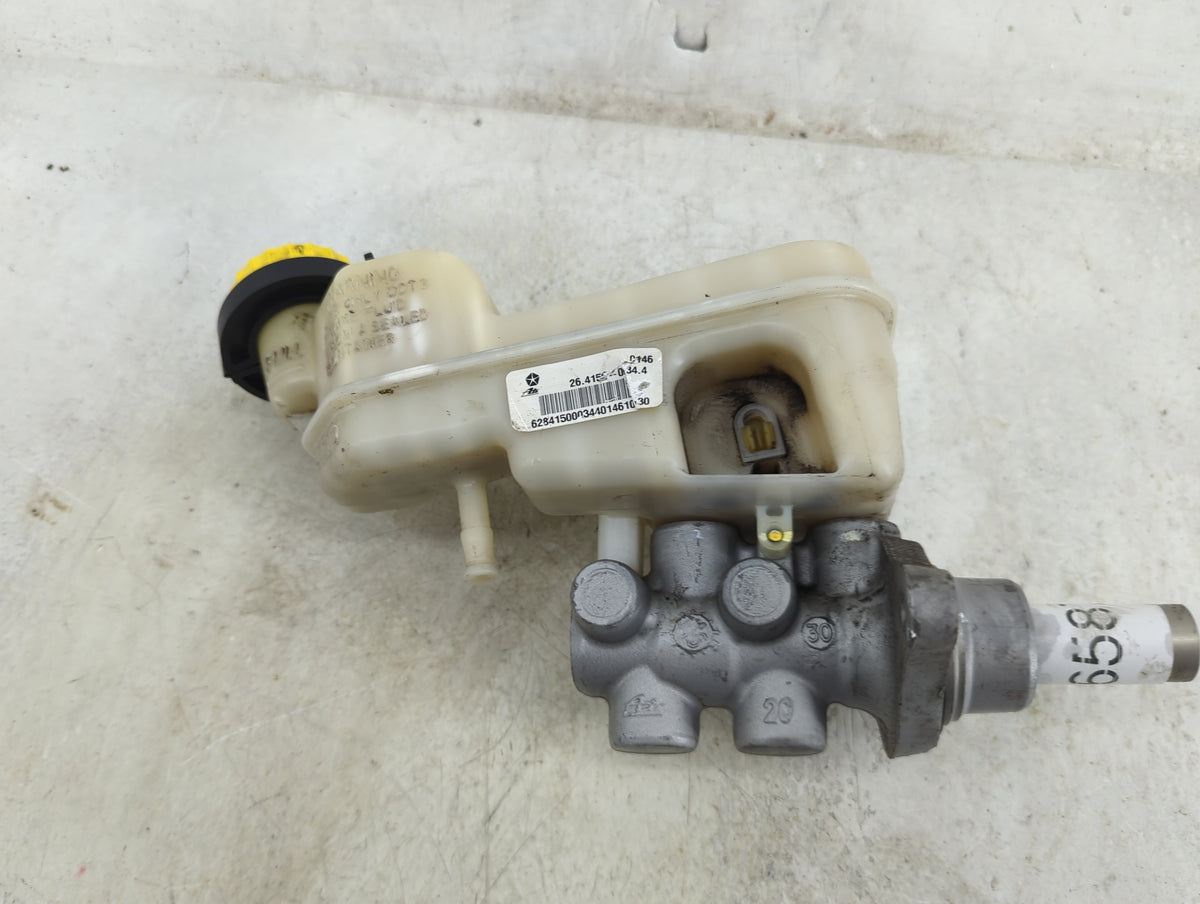 Jeep Compass Brake Master Cylinder 1496587 - Oemusedautoparts1.com
