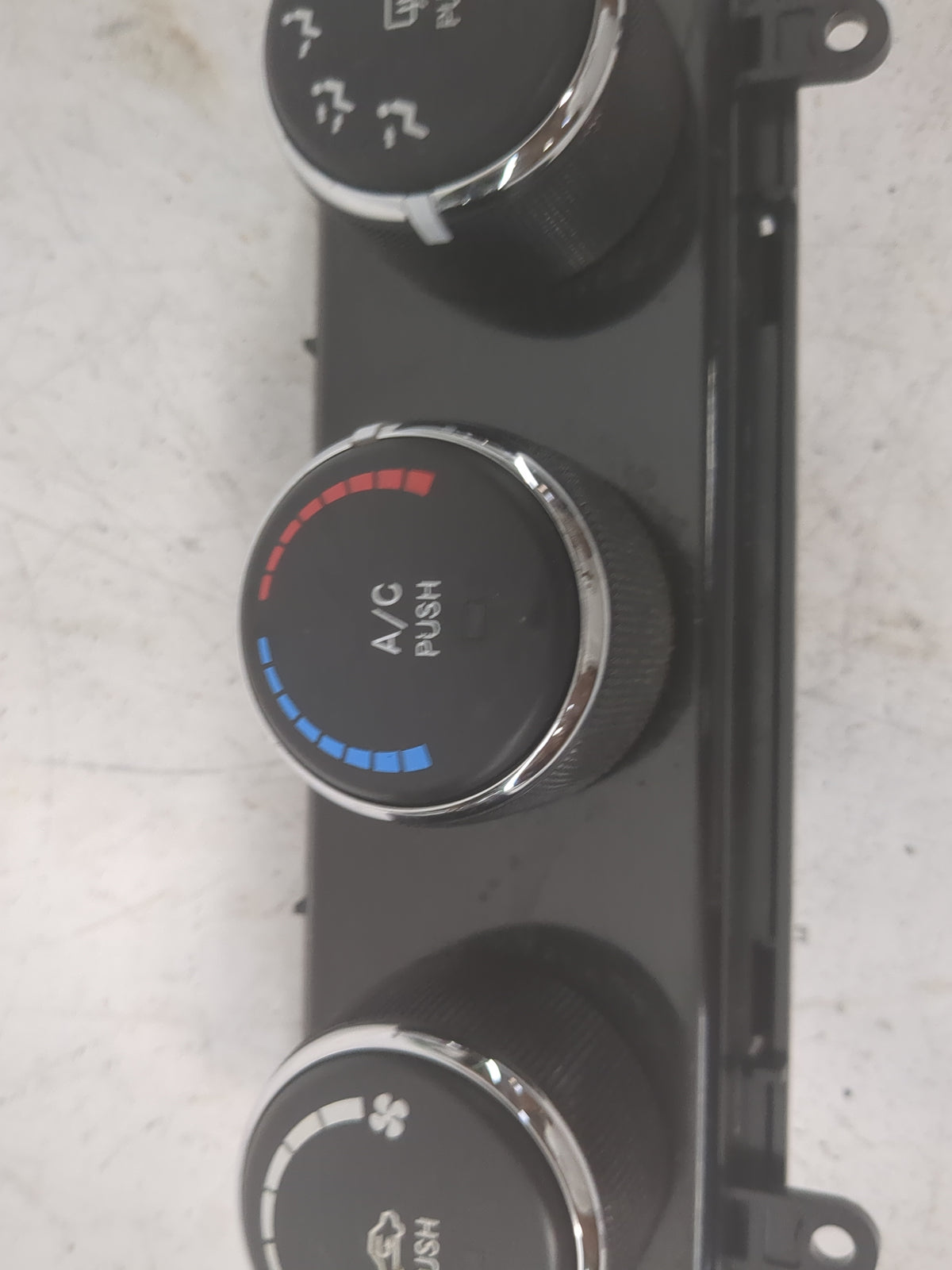 2016 Jeep Compass Climate Control Module Temperature AC/Heater Replacement P/N:P55111278AF Fits Fits 2011 2012 2013 2014 201