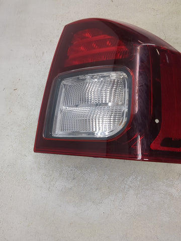 2014-2017 Jeep Compass Tail Light Assembly Passenger Right OEM P/N:11-6447-00-1 11-6447-A0-1N Fits Fits 2014 2015 2016 2017 OEM Used Auto Parts