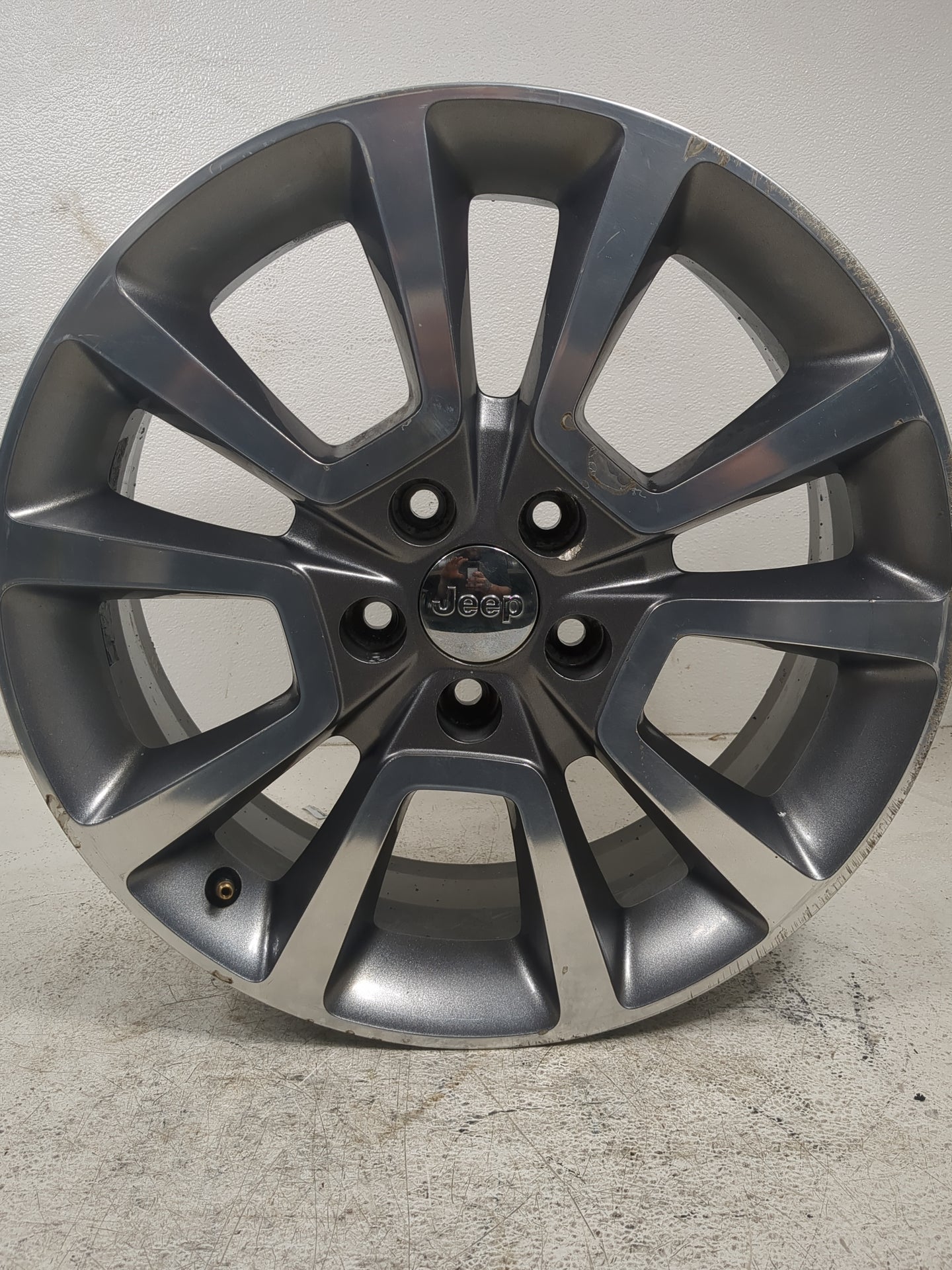 2015-2017 Jeep Compass Oem Wheel Rim - Oemusedautoparts1.com
