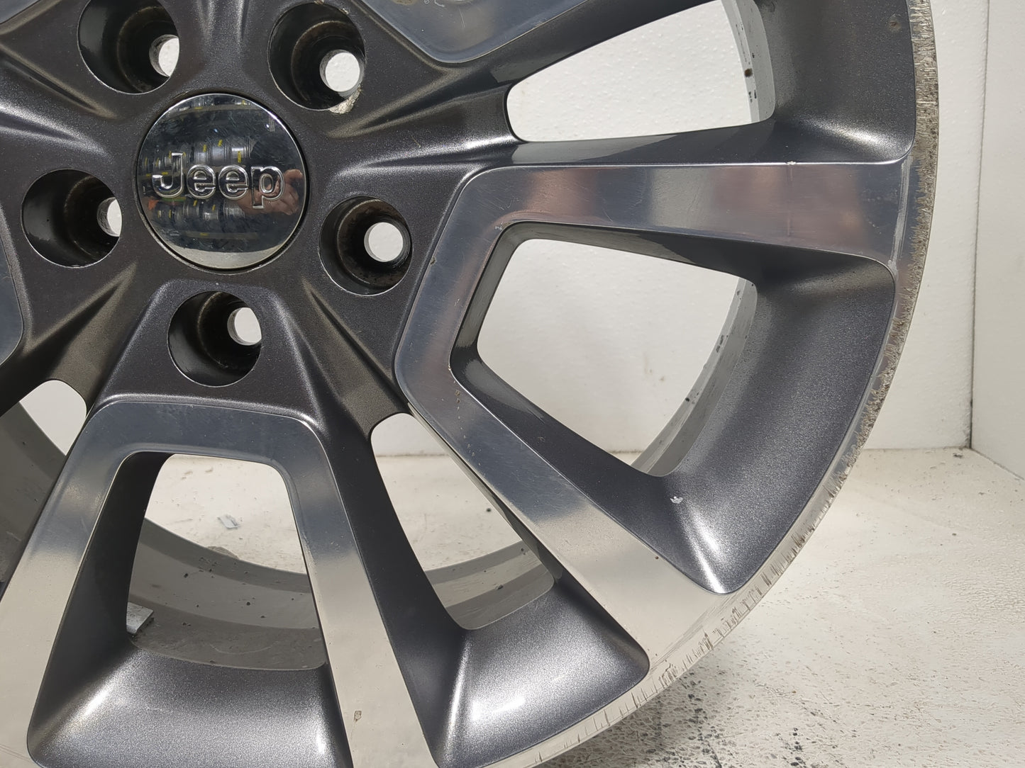 2015-2017 Jeep Compass Oem Wheel Rim - Oemusedautoparts1.com