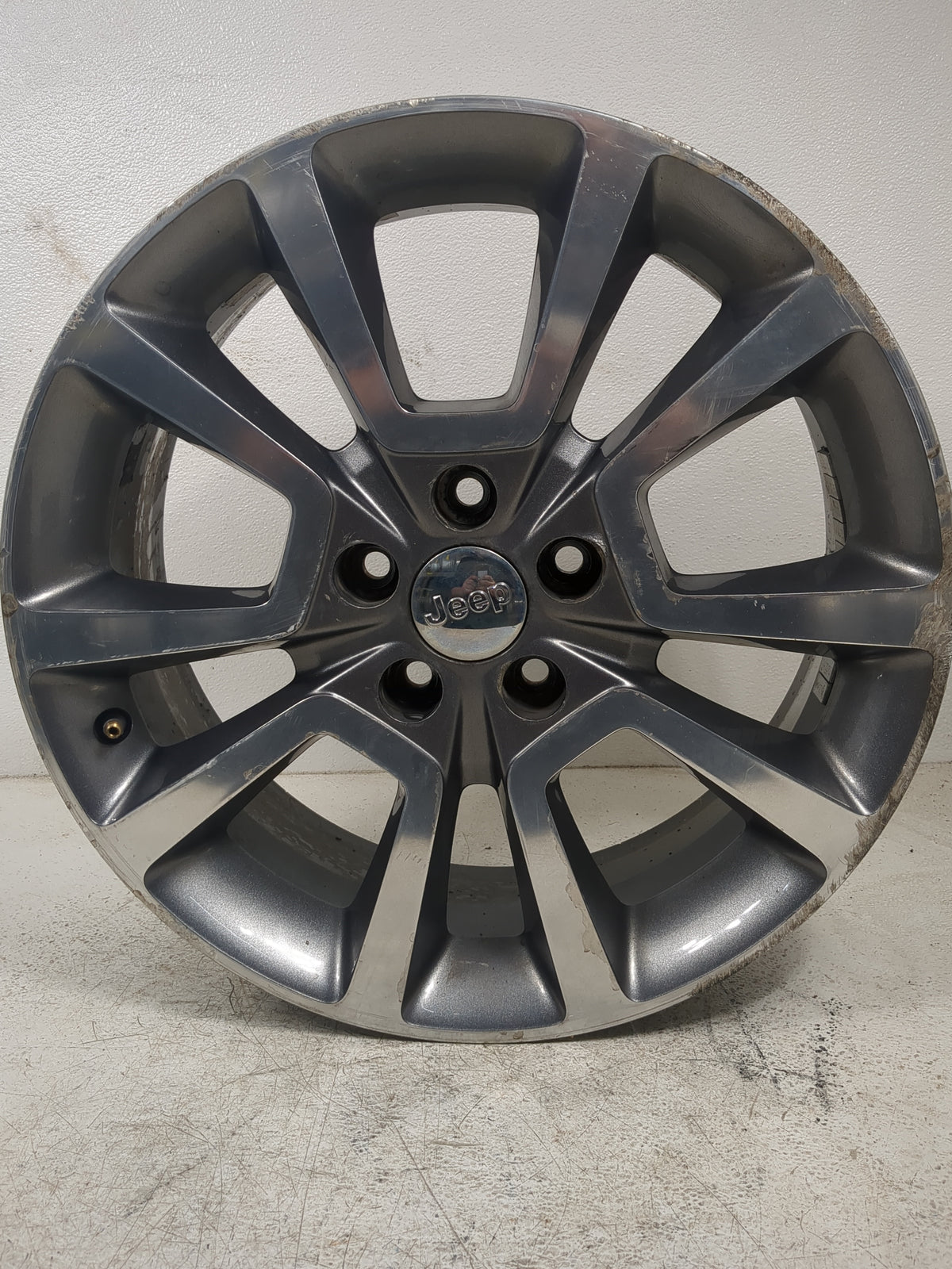 2015-2017 Jeep Compass Oem Wheel Rim 5000395 - Oemusedautoparts1.com