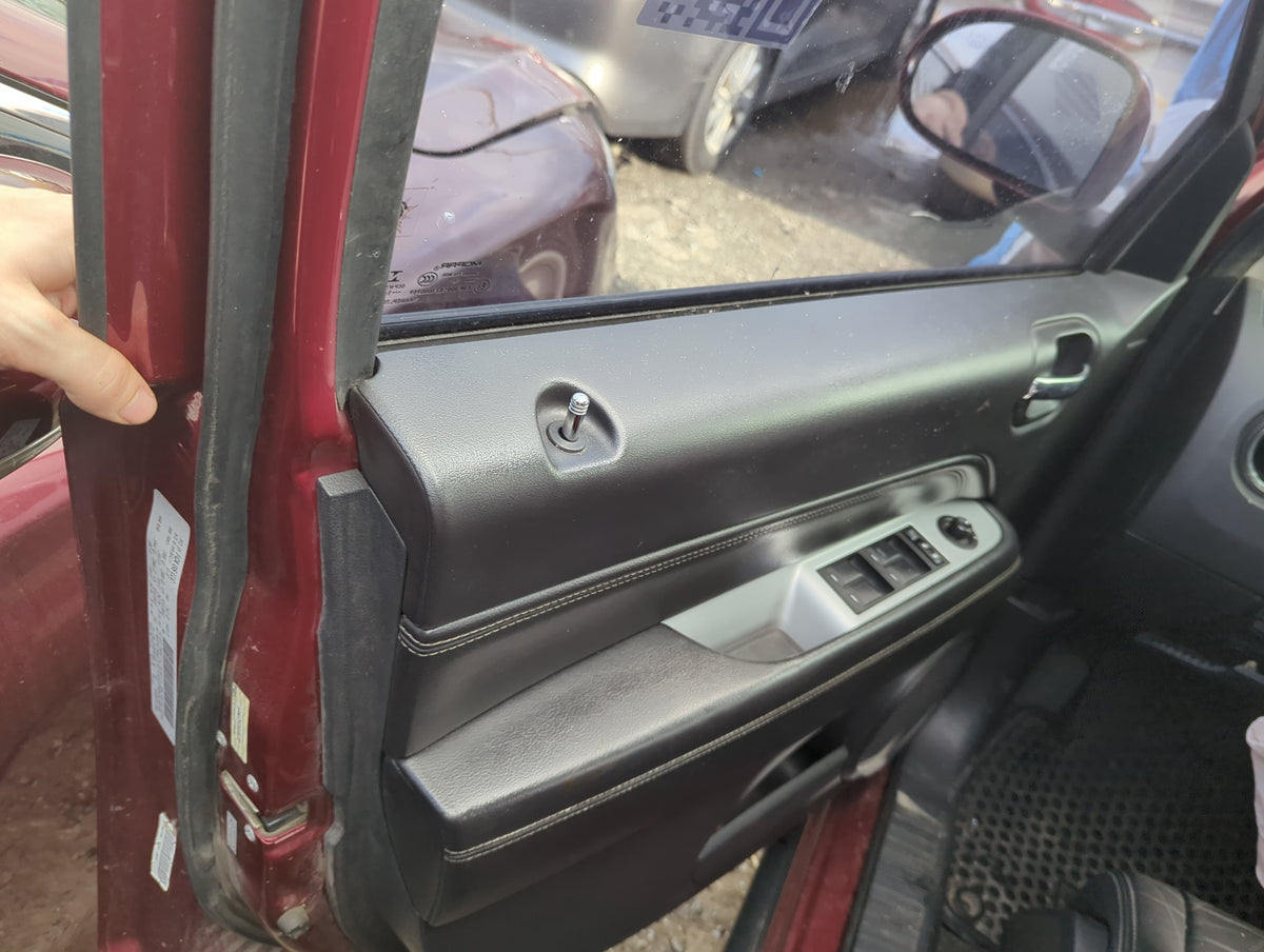 2016 Jeep Compass Front Left Driver Interior Door Panel Trim 5003085 - Oemusedautoparts1.com
