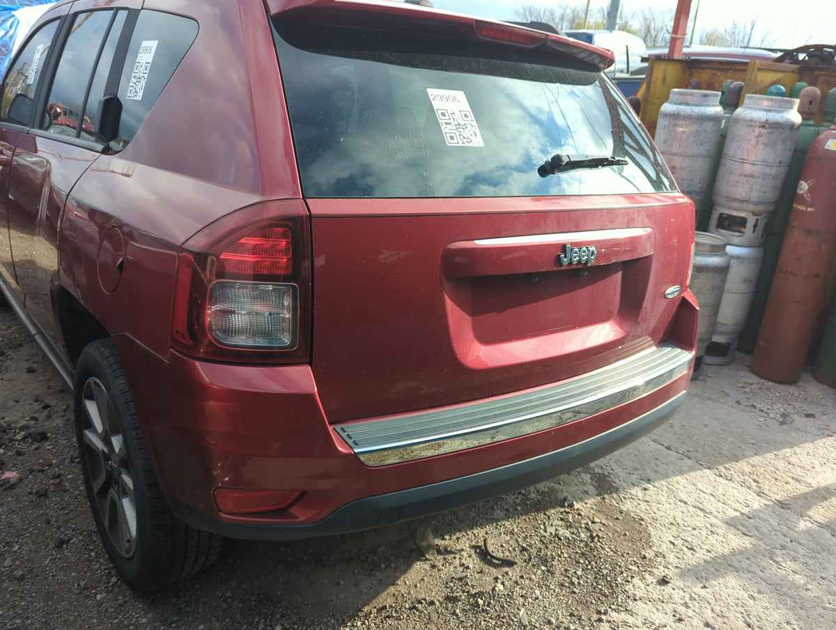 2007-2017 Jeep Compass Trunk/decklid/hatch/tailgate Oem 5003121 - Oemusedautoparts1.com