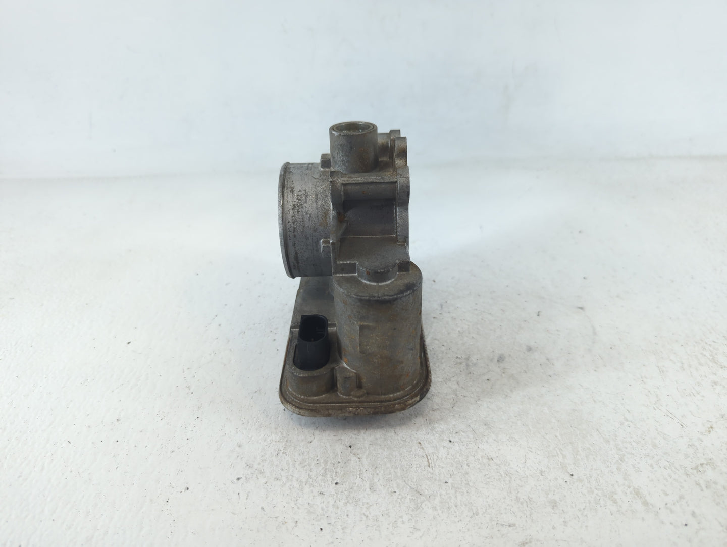 2016 Jeep Compass Throttle Body P/N:048917 75A Fits Fits 2007 2008 2009 2010 2011 2012 2013 2014 2015 2017 2018 OEM Used Aut