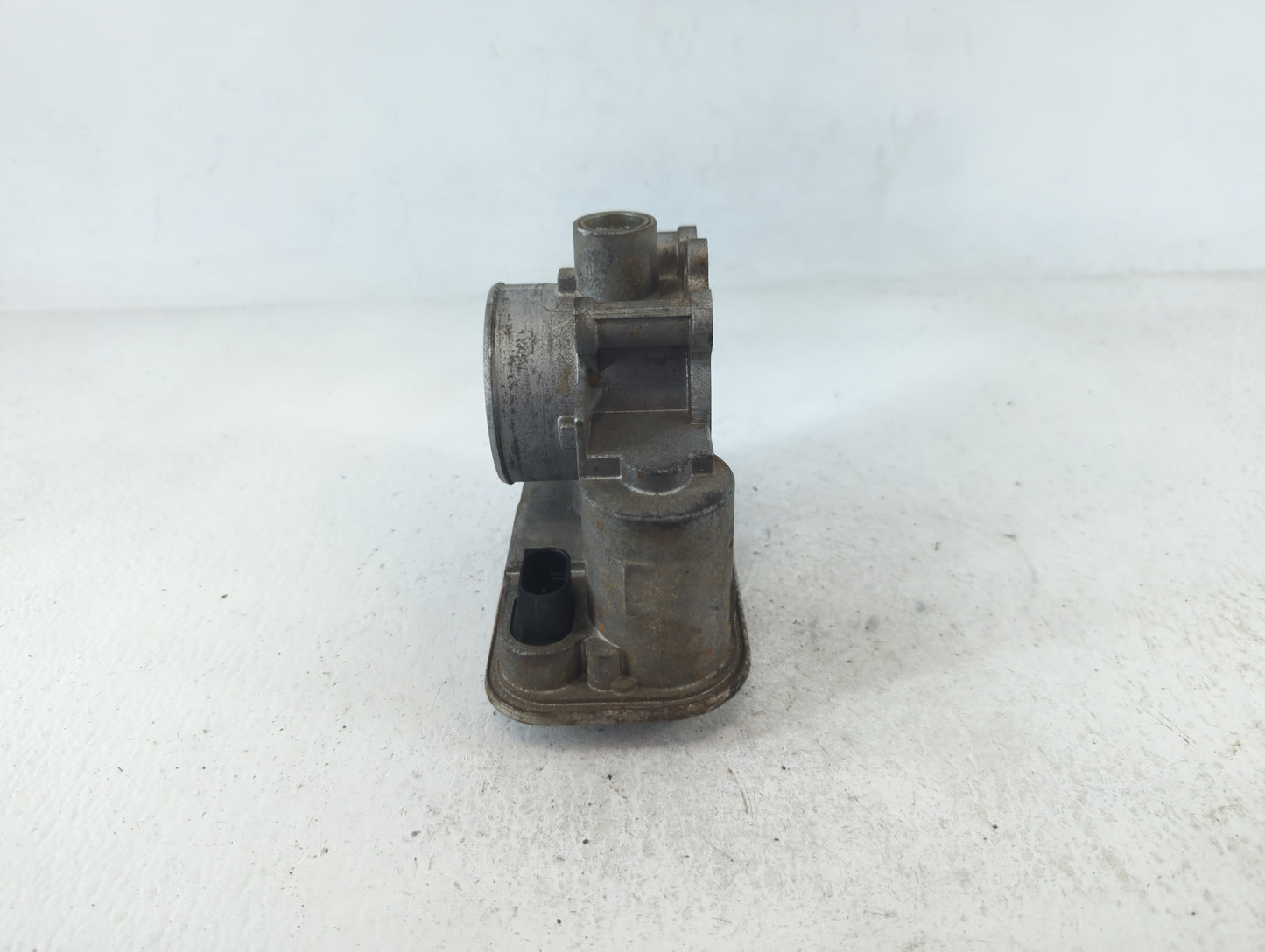 2016 Jeep Compass Throttle Body P/N:048917 75A Fits Fits 2007 2008 2009 2010 2011 2012 2013 2014 2015 2017 2018 OEM Used Aut