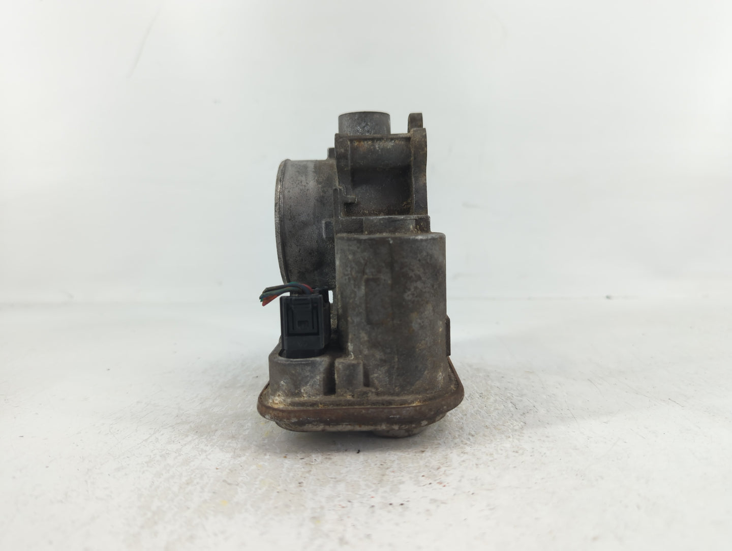 2016 Jeep Compass Throttle Body P/N:5429090 Fits Fits 2007 2008 2009 2010 2011 2012 2013 2014 2015 2017 2018 OEM Used Auto P