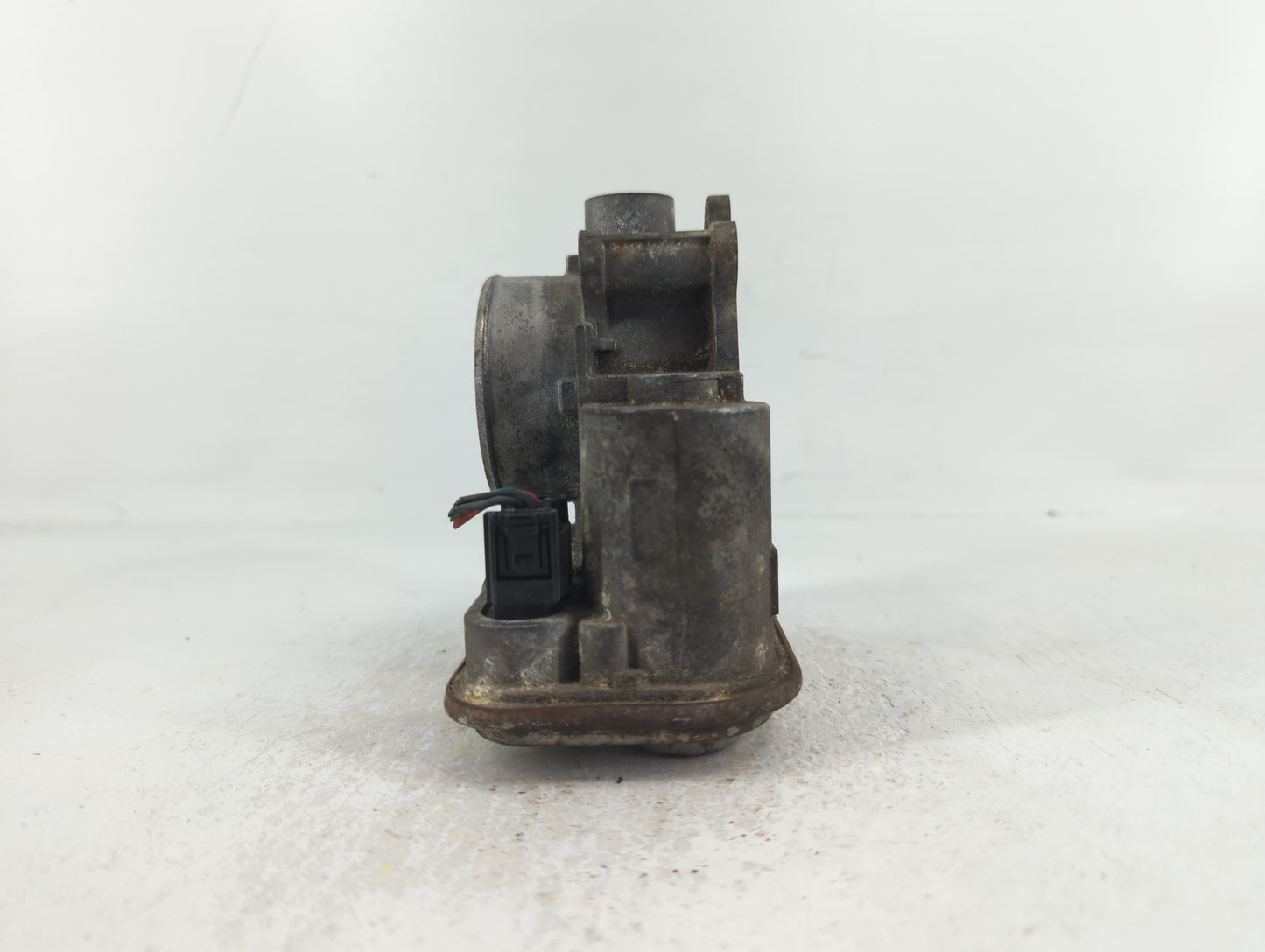 2016 Jeep Compass Throttle Body P/N:5429090 Fits Fits 2007 2008 2009 2010 2011 2012 2013 2014 2015 2017 2018 OEM Used Auto P