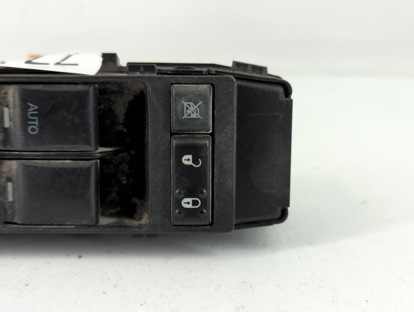 2016 Jeep Compass Master Power Window Switch Replacement Driver Side Left P/N:3085A 04602780AD Fits OEM Used Auto Parts - Oe