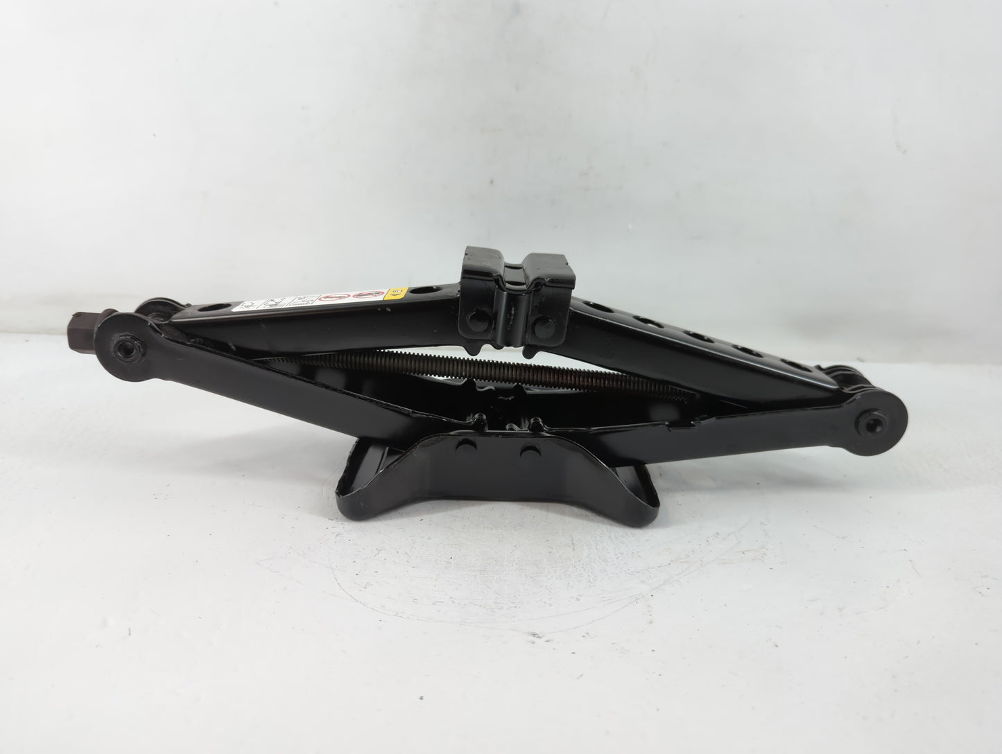 2016 Jeep Compass Spare Scissor Car Jack - Oemusedautoparts1.com