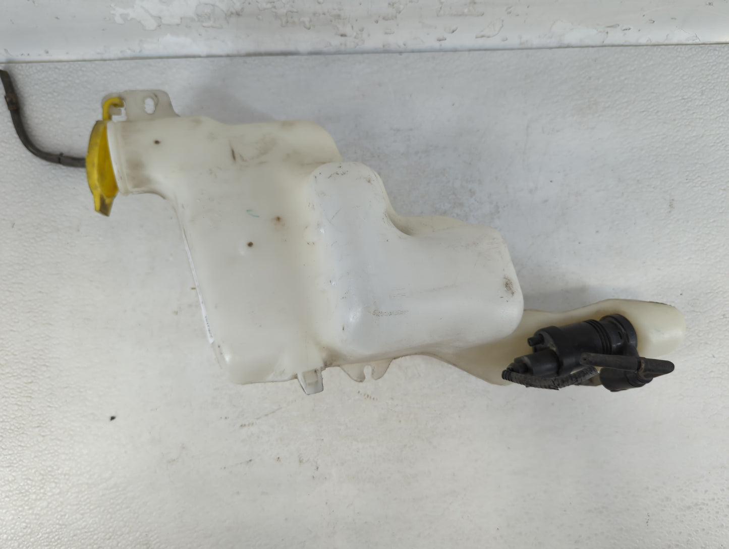 Jeep Compass Windshield Washer Fluid Reservoir Bottle Oem - Oemusedautoparts1.com
