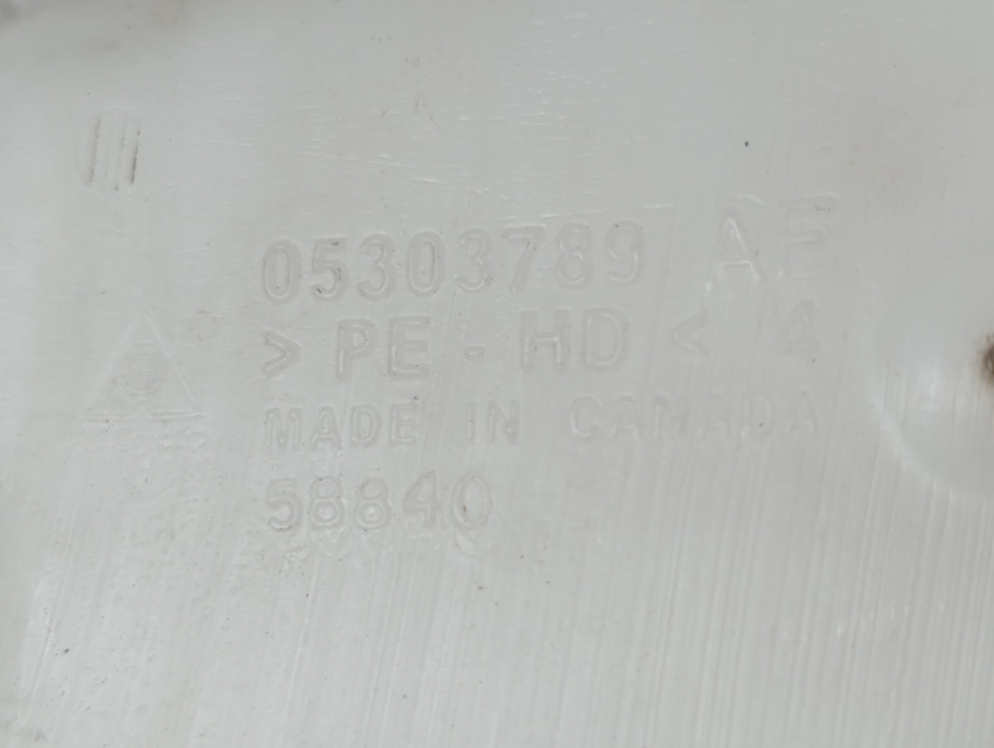 Jeep Compass Windshield Washer Fluid Reservoir Bottle Oem - Oemusedautoparts1.com