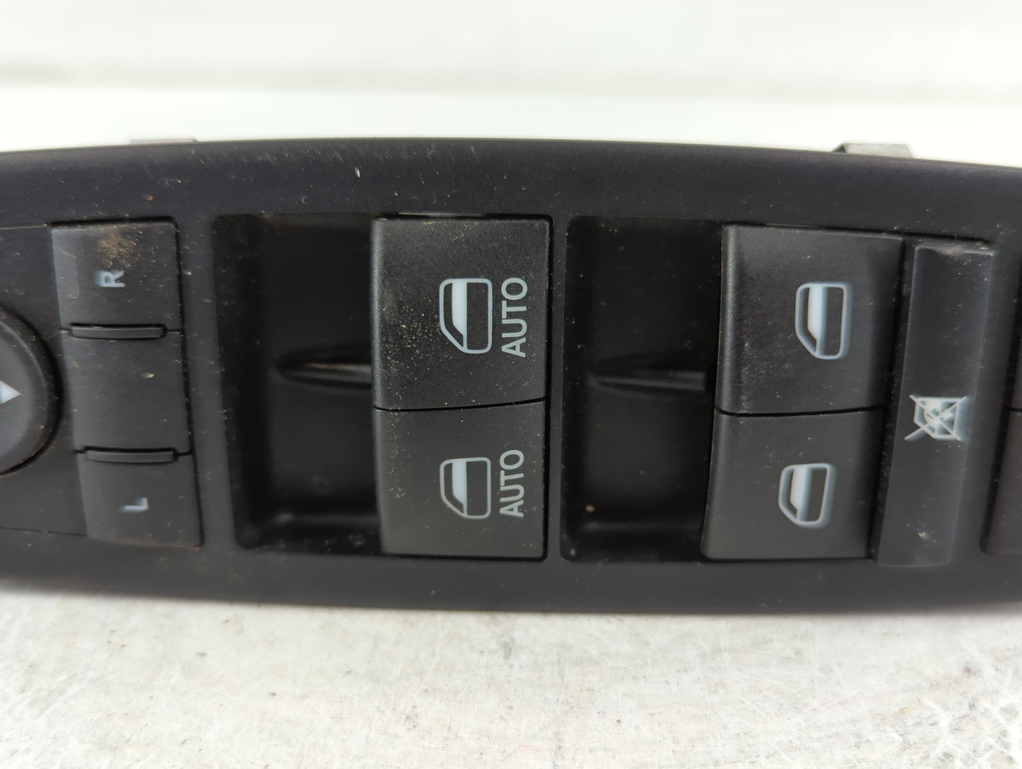 2016-2022 Jeep Grand Cherokee Master Power Window Switch Replacement Driver Side Left P/N:68289802AB Fits OEM Used Auto Part
