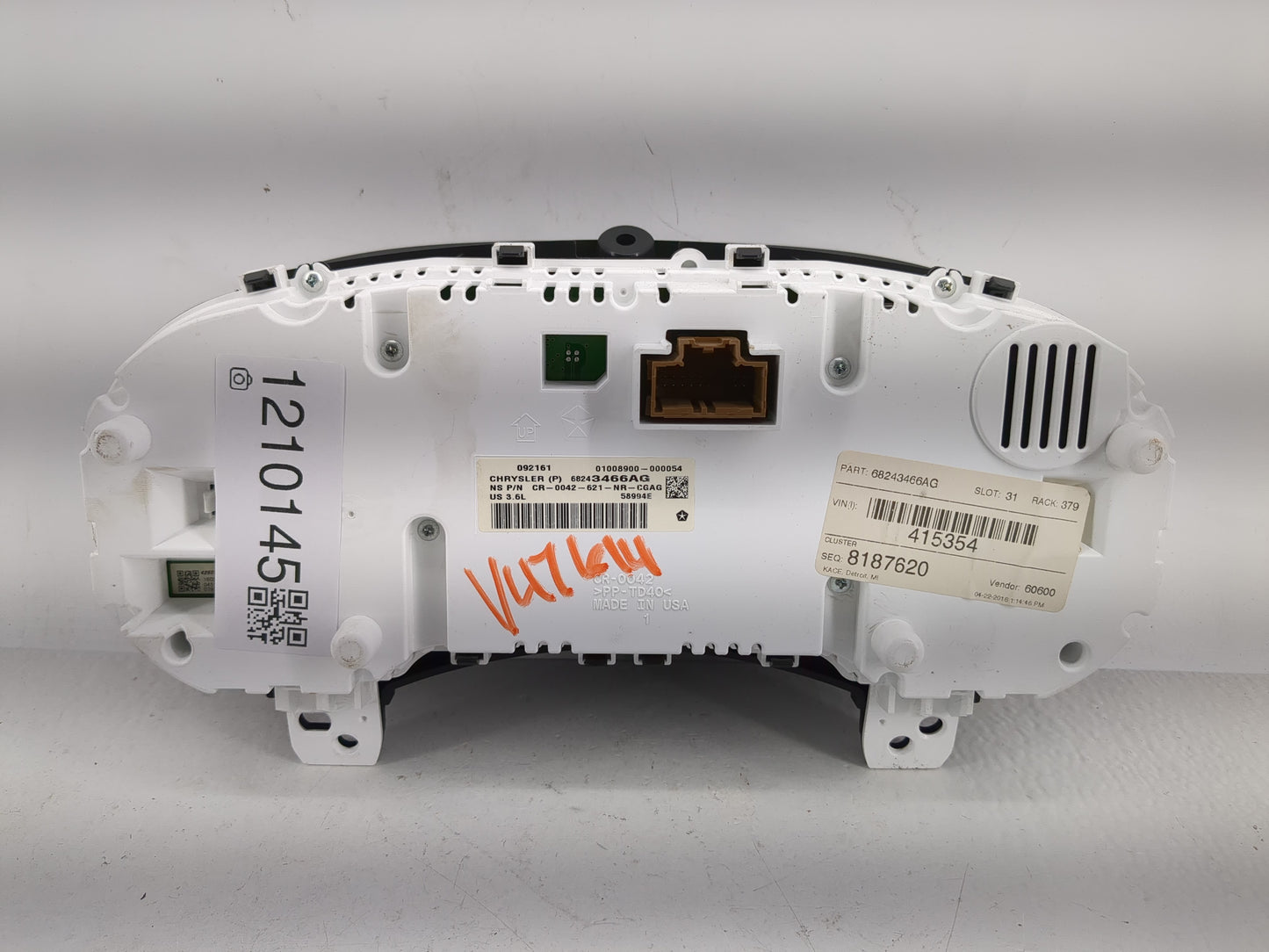 2016 Jeep Grand Cherokee Instrument Cluster Speedometer Gauges P/N:68243466AG Fits OEM Used Auto Parts - Oemusedautoparts1.c