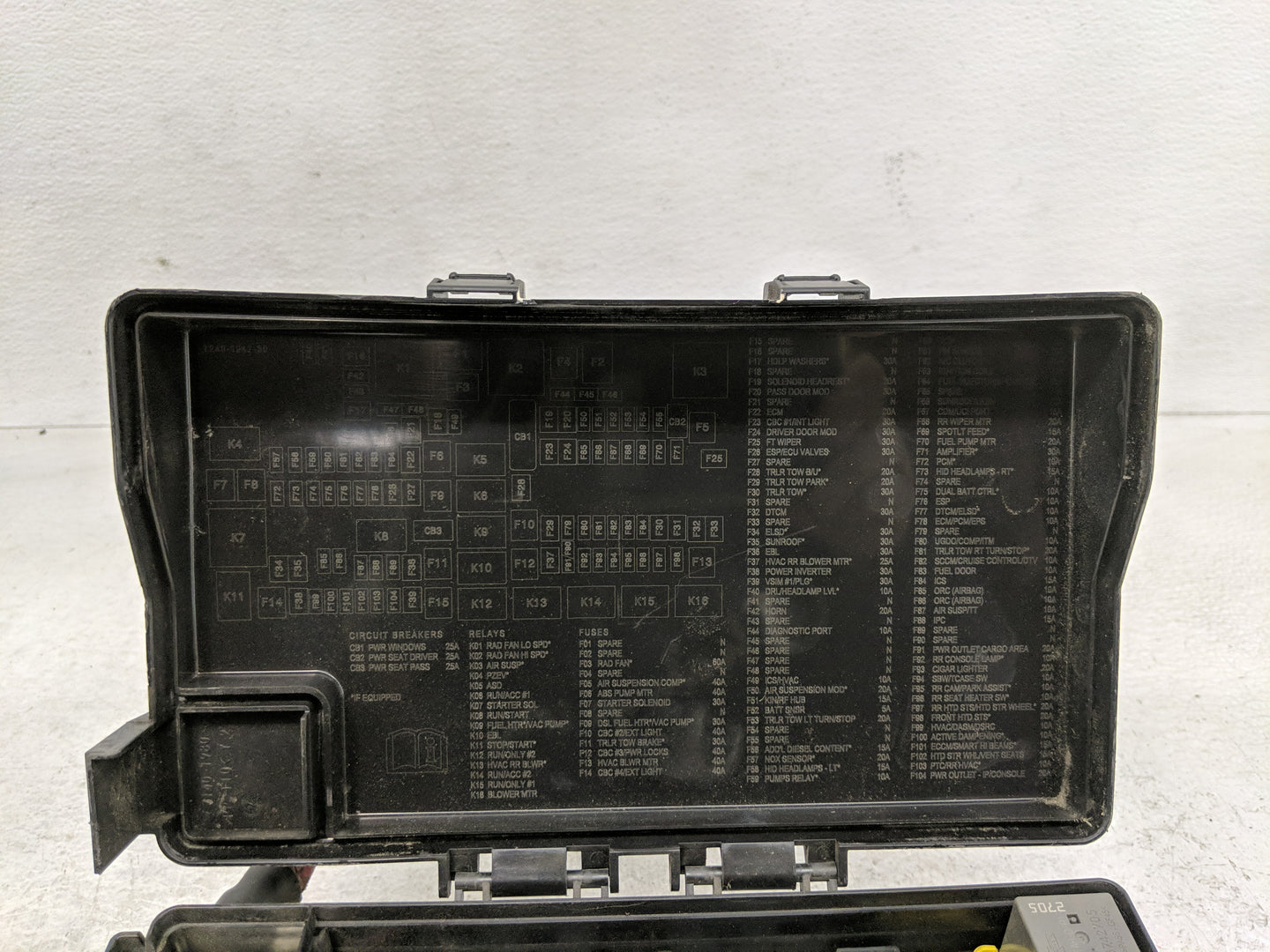 2016 Jeep Grand Cherokee Fusebox Fuse Box Panel Relay Module P/N:P68253443AB A Fits OEM Used Auto Parts - Oemusedautoparts1.