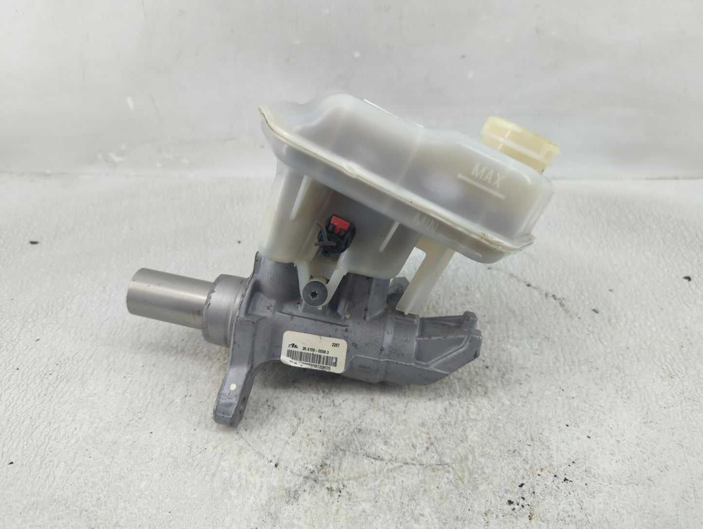2016-2022 Jeep Grand Cherokee Brake Master Cylinder 1290484 - Oemusedautoparts1.com