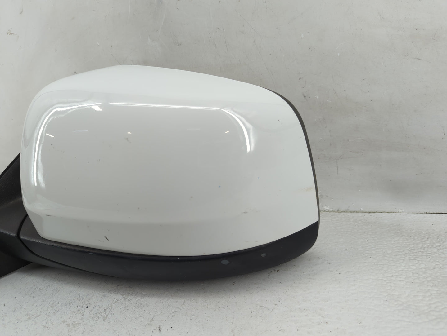 2011-2022 Jeep Grand Cherokee Driver Side View Mirror - Left Door Mirror OEM Used - Oemusedautoparts1.com