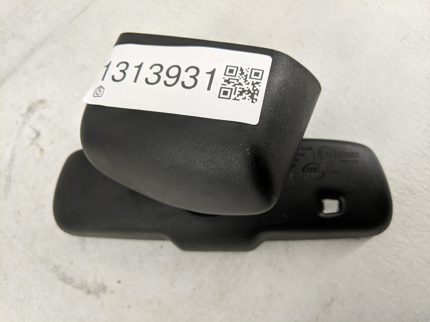 2016 Jeep Grand Cherokee Interior Rear View Mirror Replacement OEM P/N:E11028005 Fits Fits 2014 2015 OEM Used Auto Parts - O