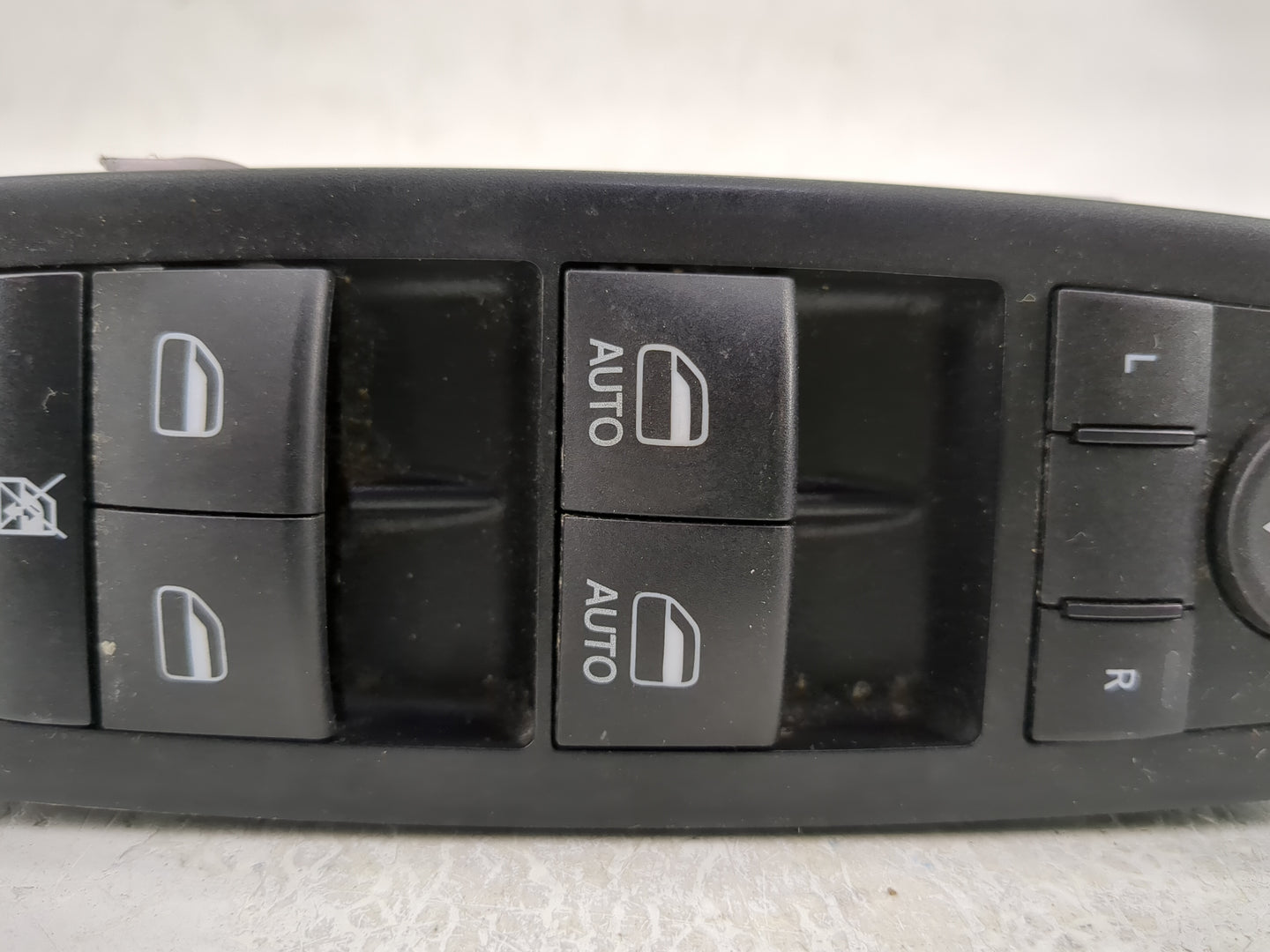 2016-2022 Jeep Grand Cherokee Master Power Window Switch Replacement Driver Side Left P/N:68289802AB Fits OEM Used Auto Part