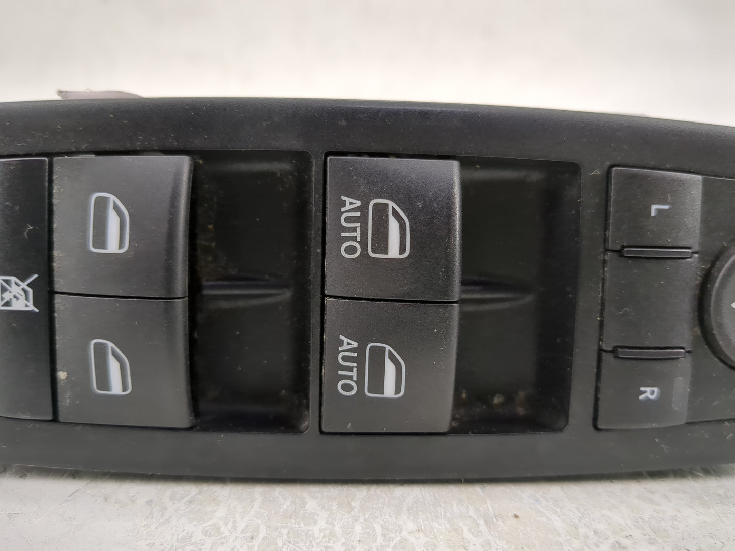 2016-2022 Jeep Grand Cherokee Master Power Window Switch Replacement Driver Side Left P/N:68289802AB Fits OEM Used Auto Part