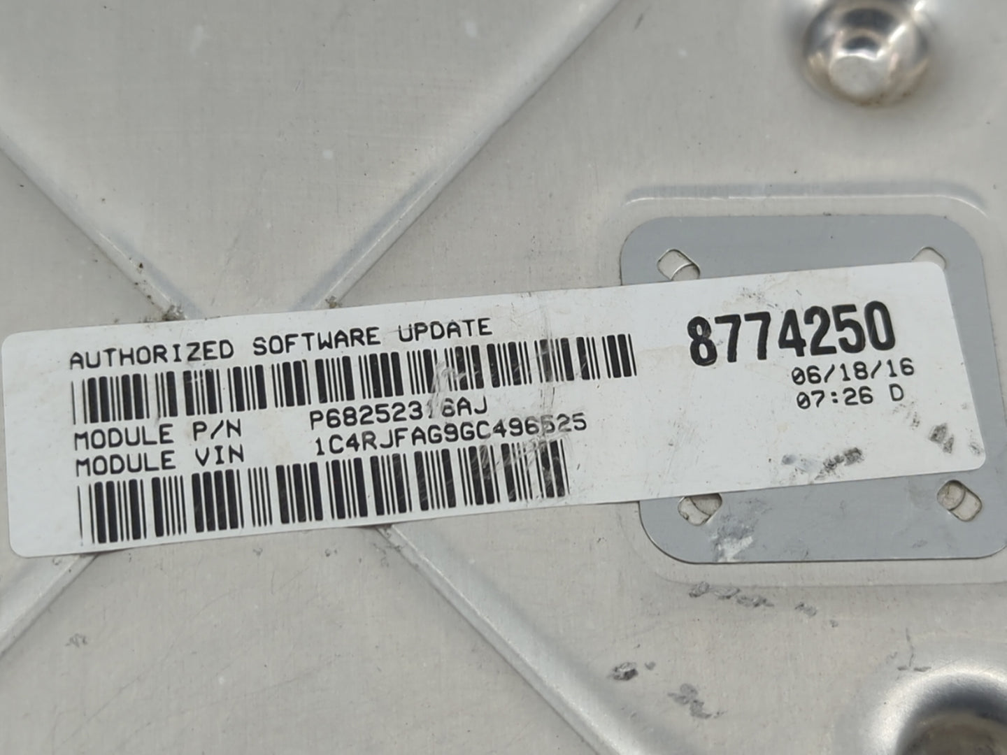 2016-2017 Jeep Grand Cherokee PCM Engine Control Computer ECU ECM PCU OEM P/N:P68252316AJ P68243326AA Fits Fits 2016 2017 OE