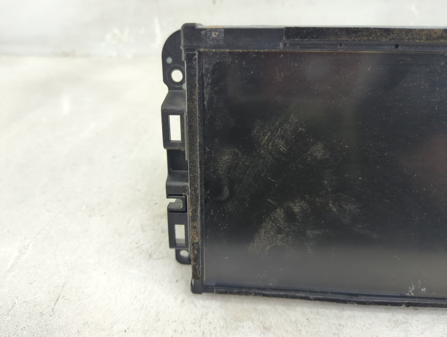 2014-2022 Jeep Grand Cherokee Radio AM FM Cd Player Receiver Replacement P/N:68249986AH 68249086AH Fits OEM Used Auto Parts 