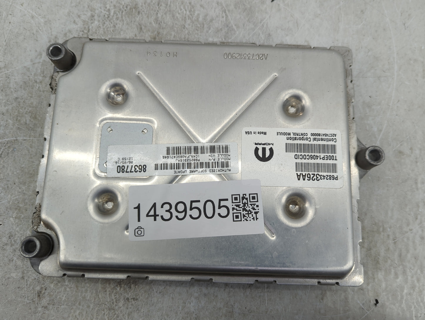2016-2017 Jeep Grand Cherokee PCM Engine Control Computer ECU ECM PCU OEM P/N:P68243326AA P68252318AJ Fits Fits 2016 2017 OE