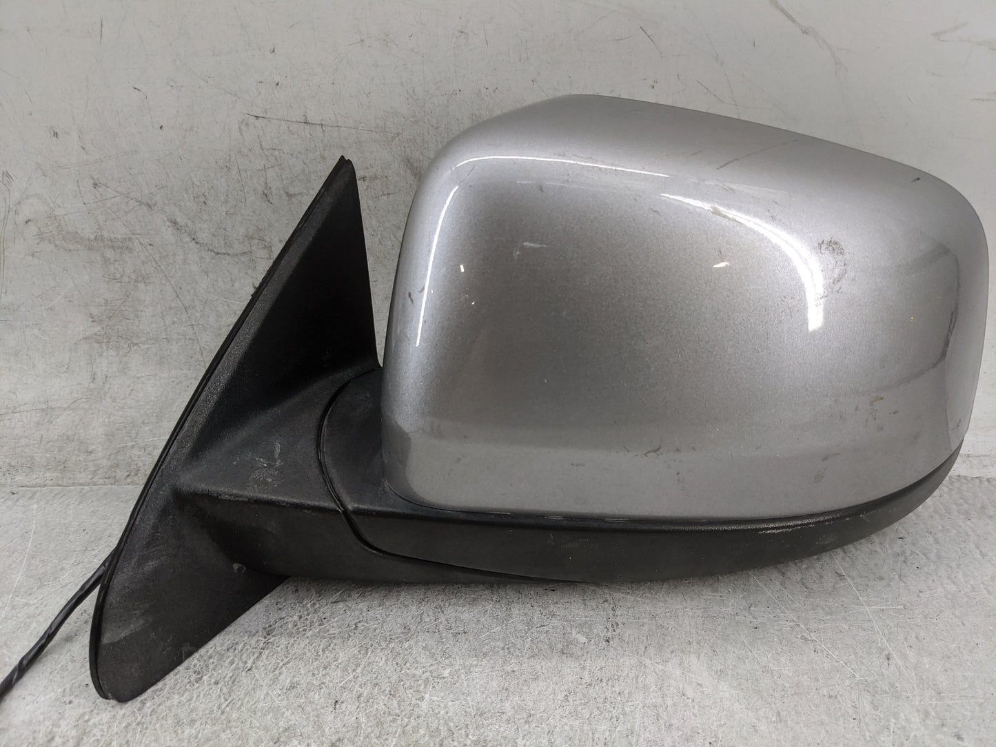 2011-2022 Jeep Grand Cherokee Driver Side View Mirror - Left Door Mirror OEM Used - Oemusedautoparts1.com