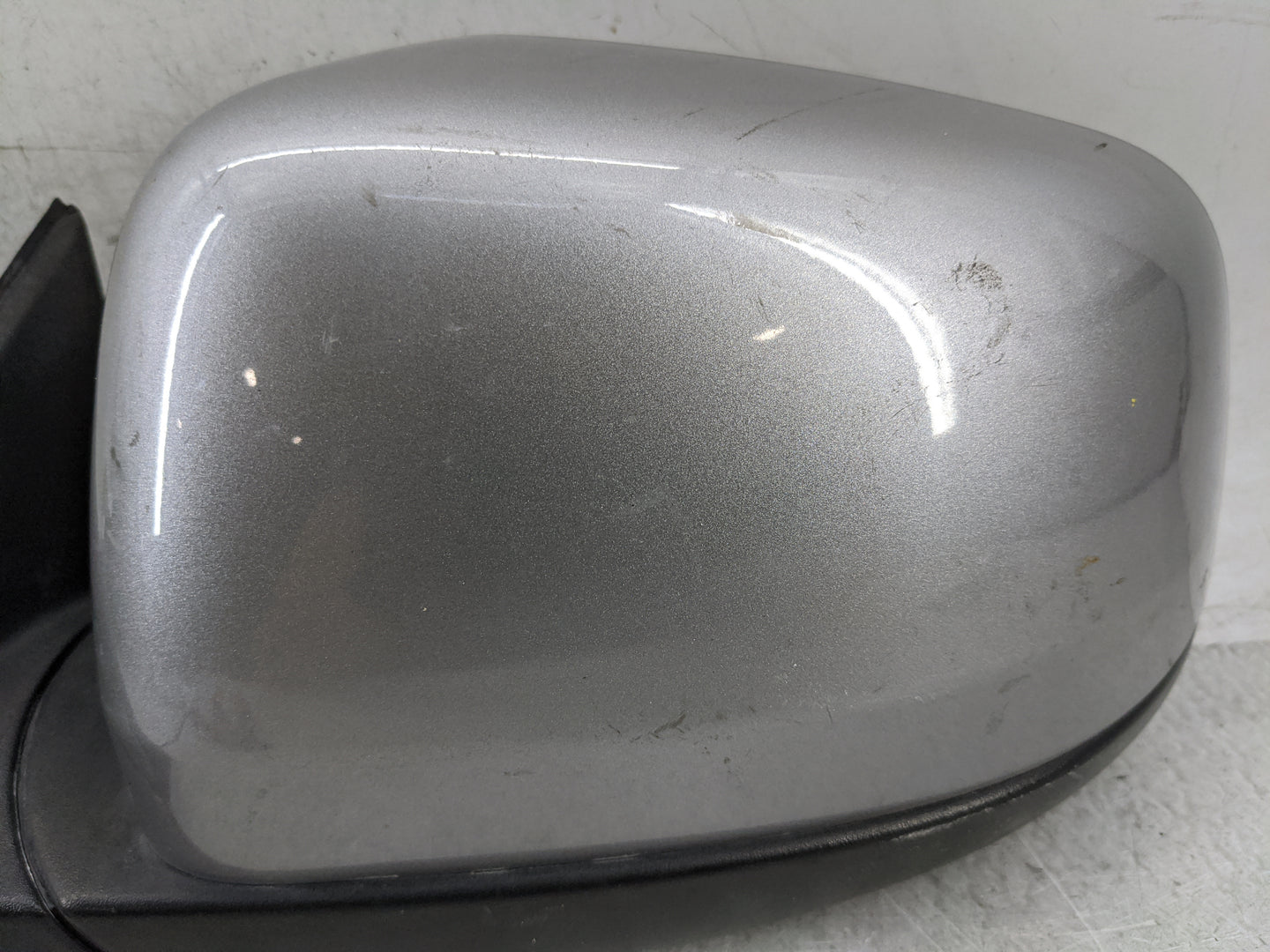 2011-2022 Jeep Grand Cherokee Driver Side View Mirror - Left Door Mirror OEM Used - Oemusedautoparts1.com