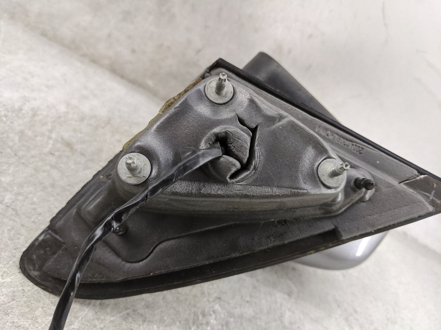 2011-2022 Jeep Grand Cherokee Driver Side View Mirror - Left Door Mirror OEM Used - Oemusedautoparts1.com