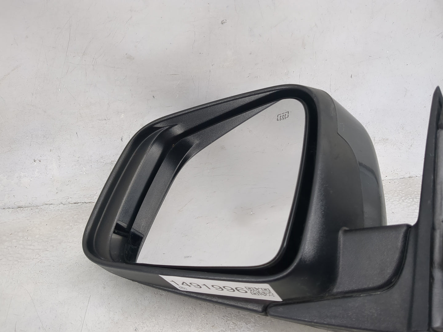 2011-2022 Jeep Grand Cherokee Driver Side View Mirror - Left Door Mirror OEM Used - Oemusedautoparts1.com